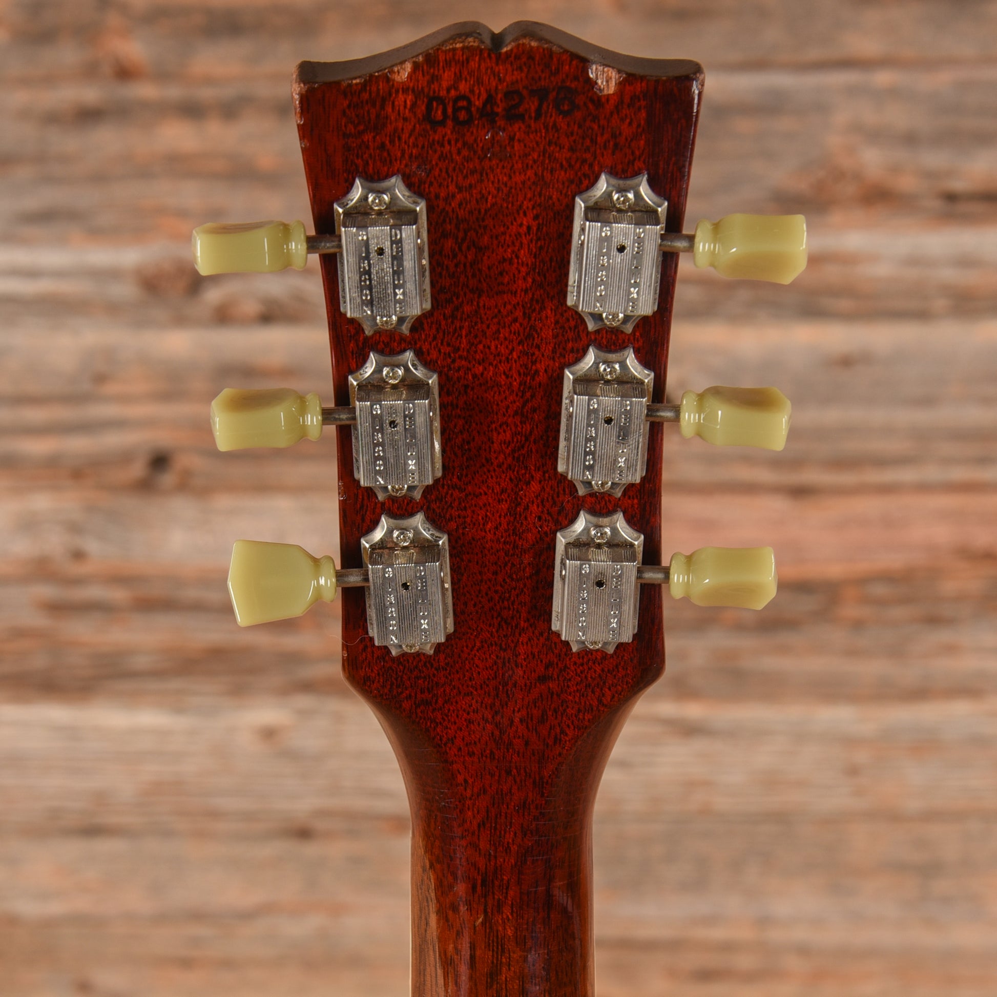 Gibson ES-335 Cherry 1968 Electric Guitars / Semi-Hollow