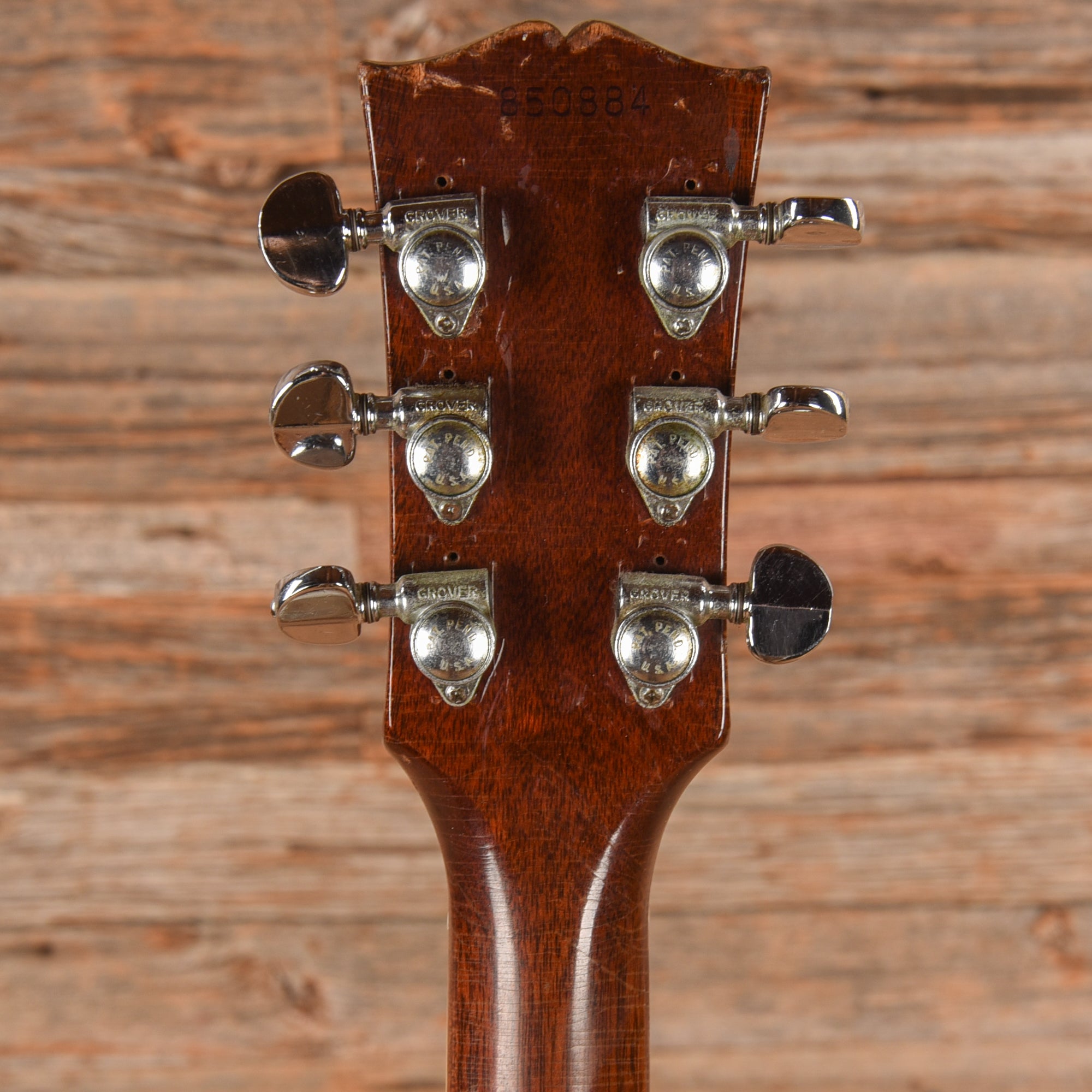 Gibson ES-335 Cherry 1969 Electric Guitars / Semi-Hollow