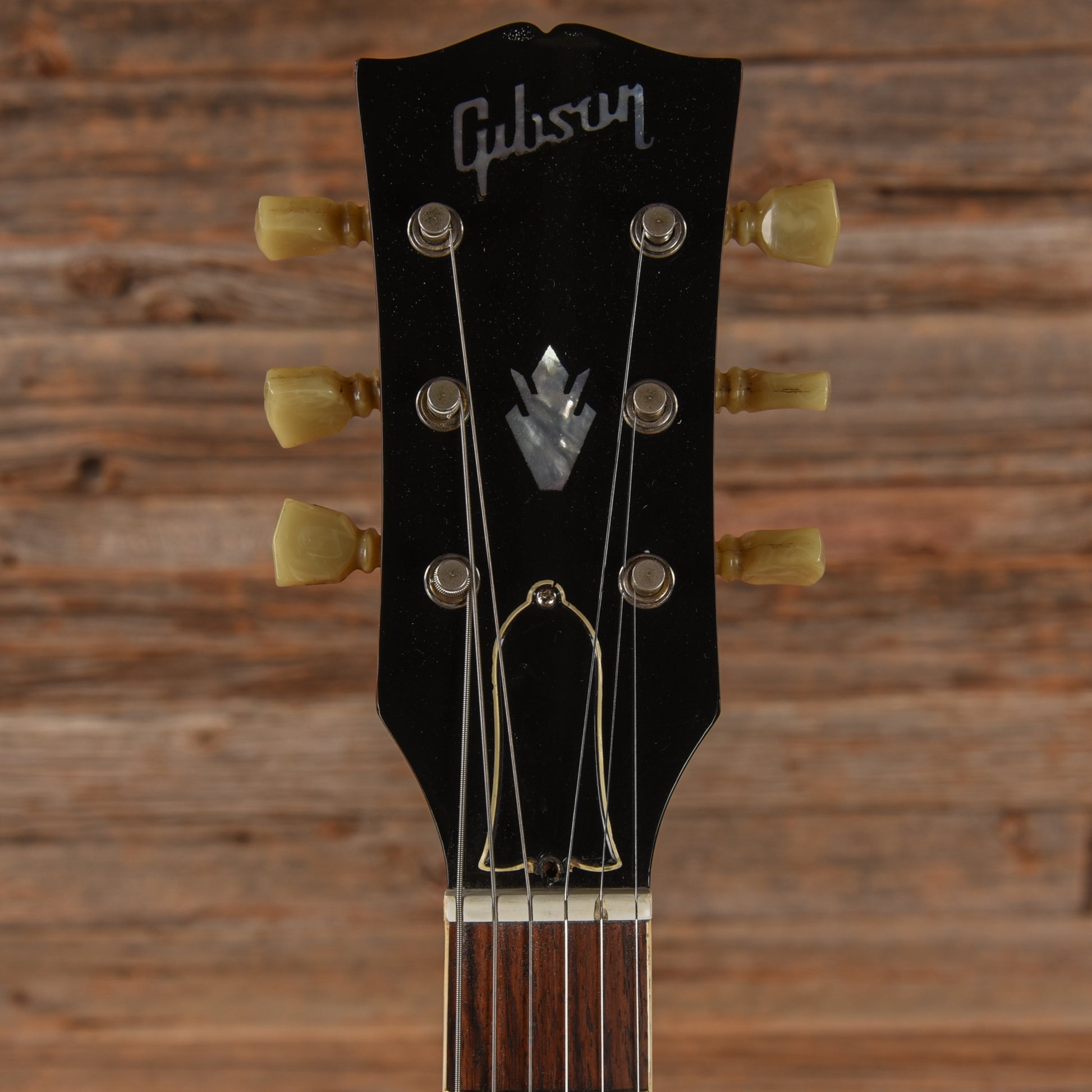 Gibson ES-335 Cherry Refin 1969 Electric Guitars / Semi-Hollow