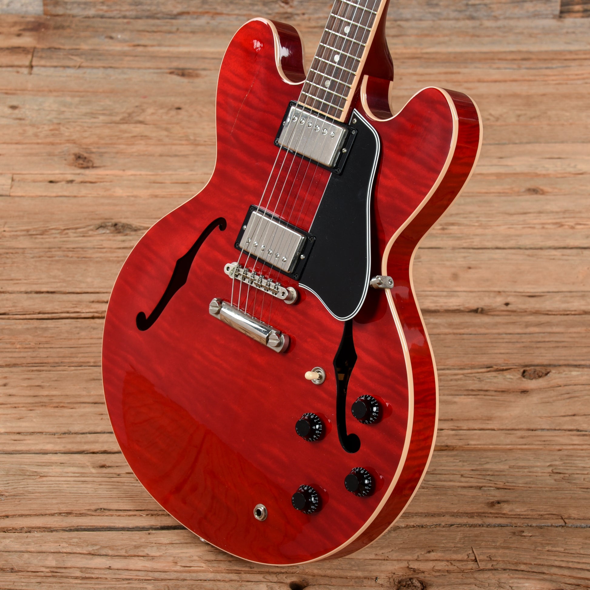 Gibson ES-335 Dot Cherry 2006 Electric Guitars / Semi-Hollow