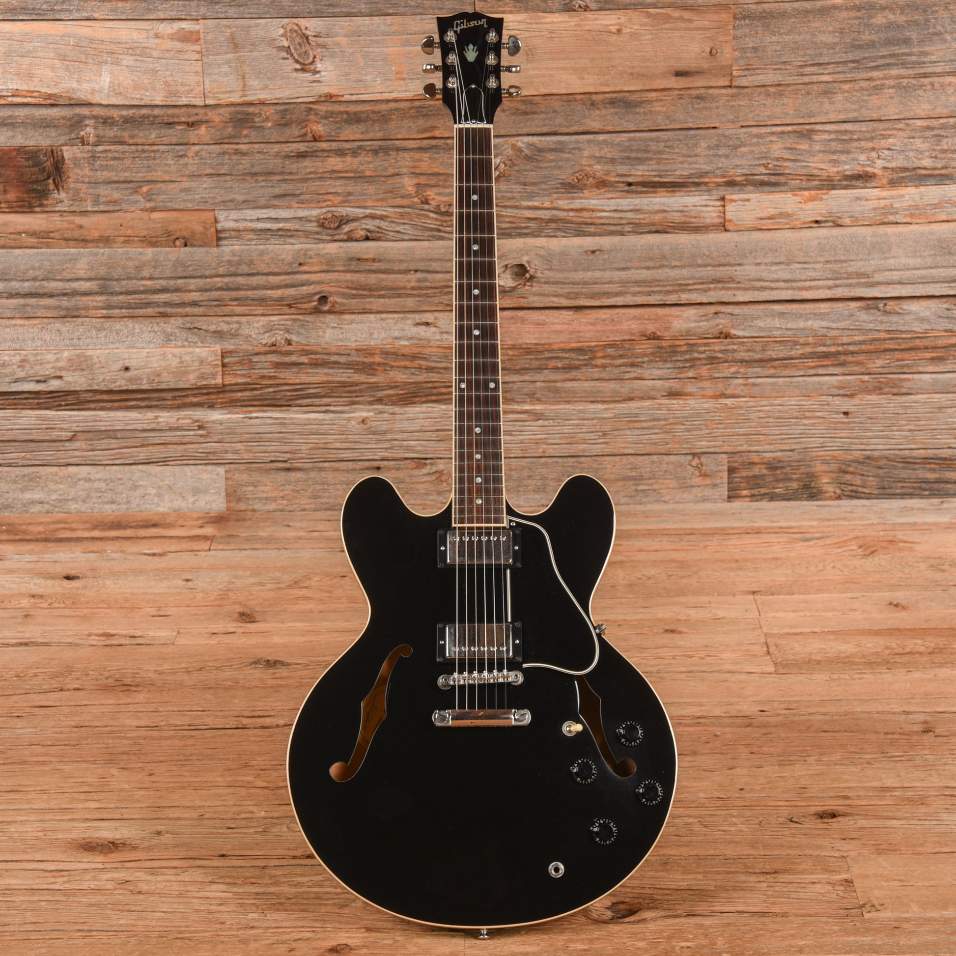 Gibson ES-335 Dot Ebony 2002 Electric Guitars / Semi-Hollow
