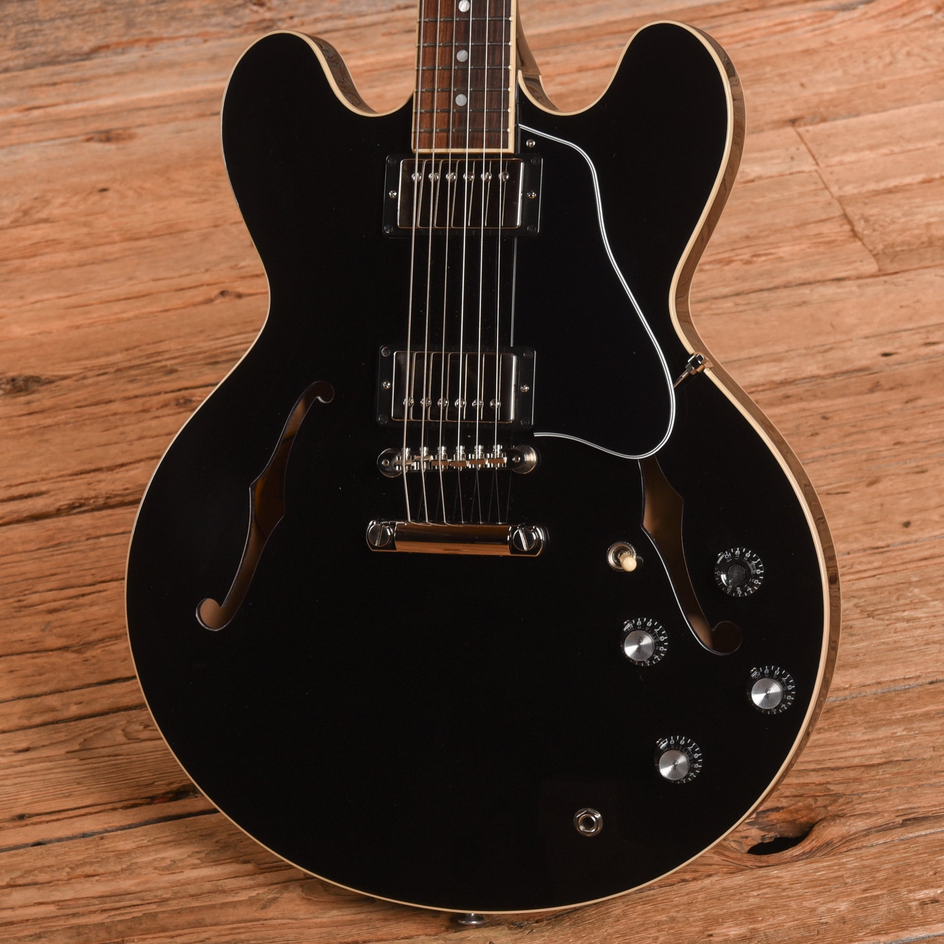 Gibson ES-335 Dot Ebony 2023 Electric Guitars / Semi-Hollow