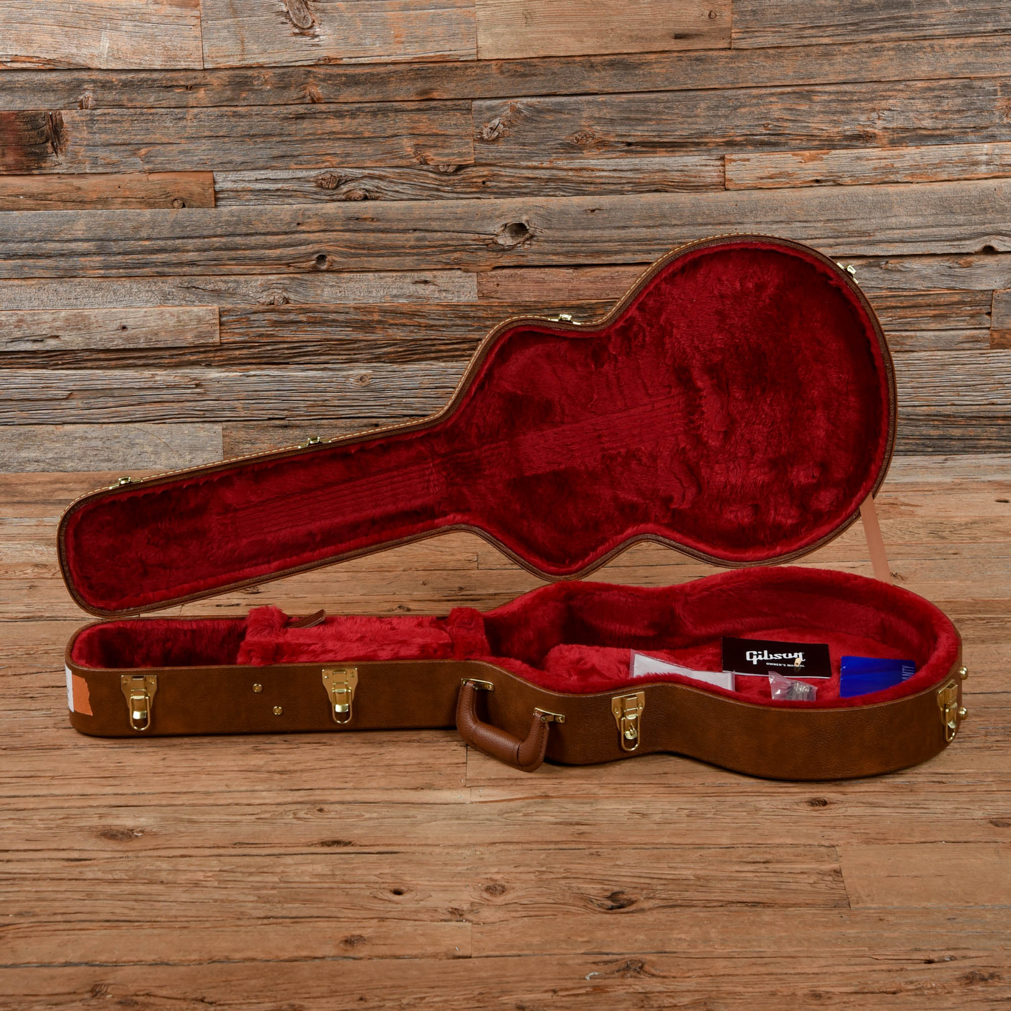 Gibson ES-335 Dot Sixties Cherry 2021 Electric Guitars / Semi-Hollow