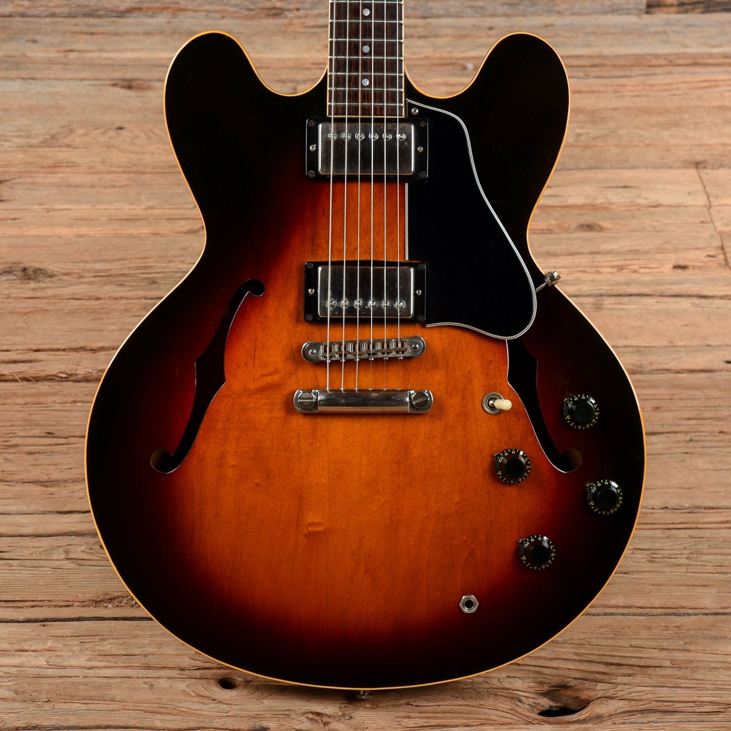 Gibson ES-335 Dot Sunburst 1983 Electric Guitars / Semi-Hollow
