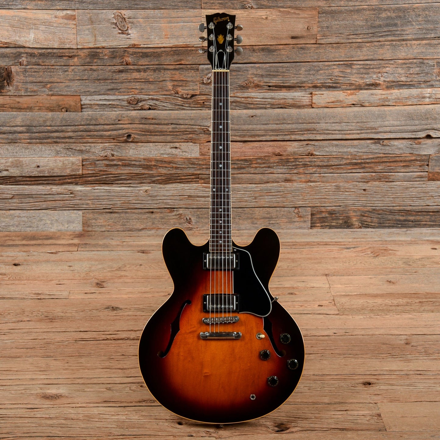 Gibson ES-335 Dot Sunburst 1983 Electric Guitars / Semi-Hollow