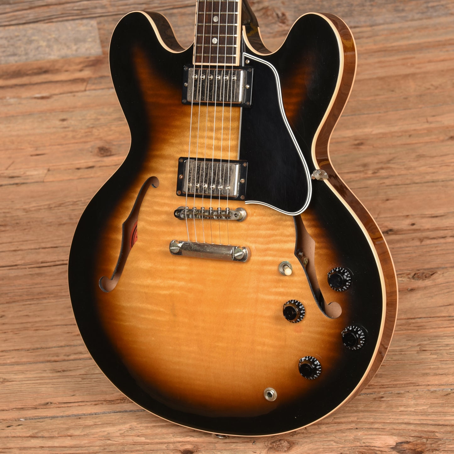 Gibson ES-335 Dot Sunburst 2006 Electric Guitars / Semi-Hollow