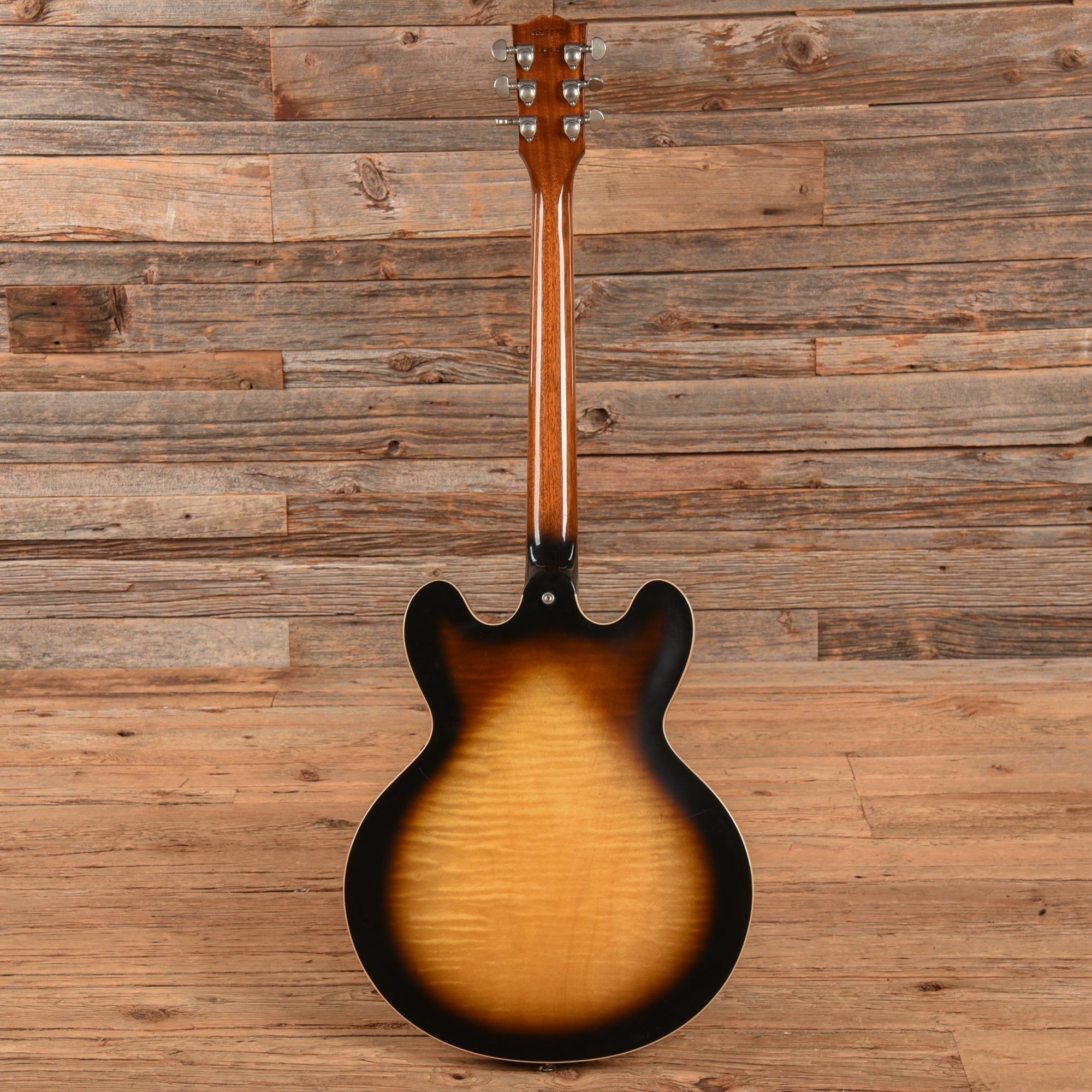 Gibson ES-335 Dot Sunburst 2006 Electric Guitars / Semi-Hollow