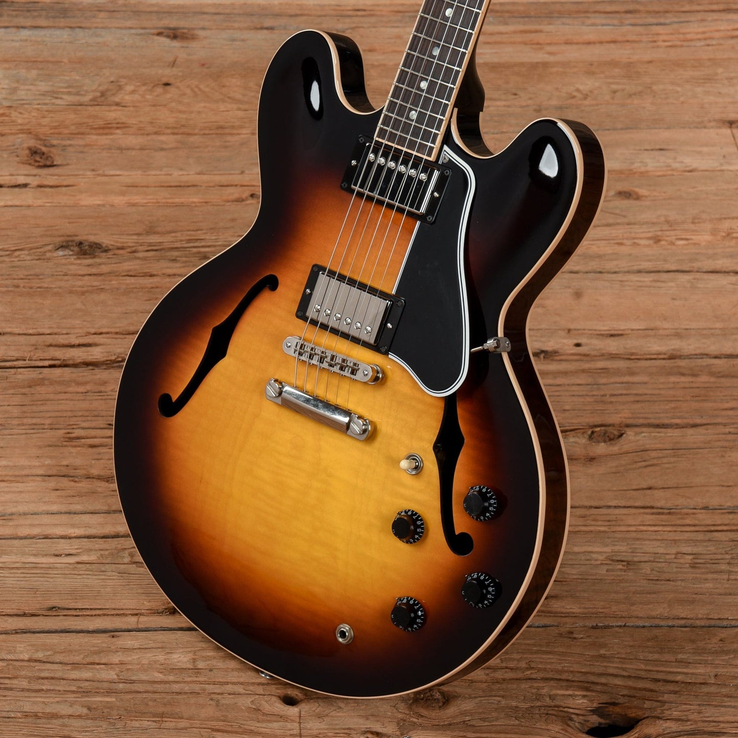 Gibson ES-335 Dot Sunburst 2013 Electric Guitars / Semi-Hollow
