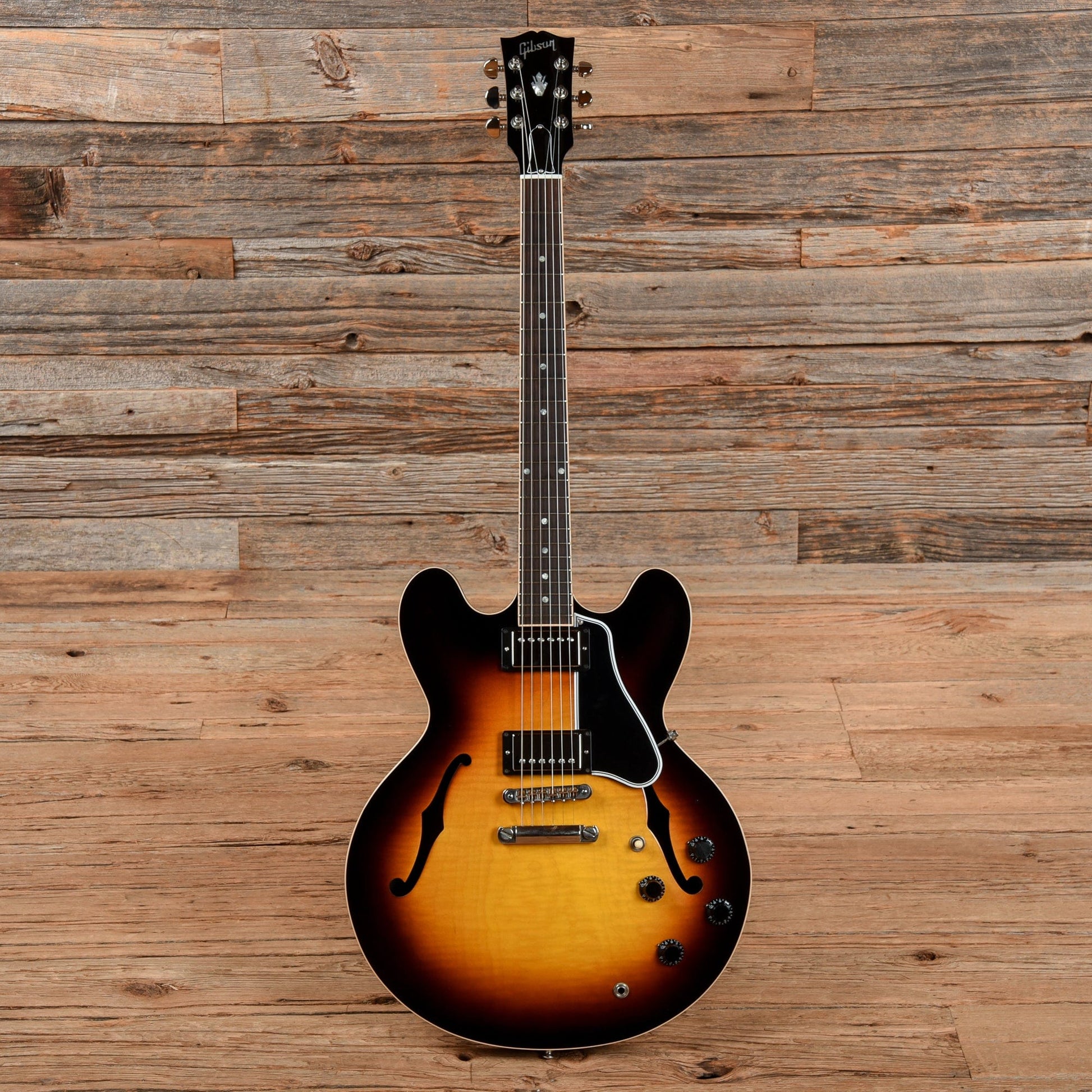 Gibson ES-335 Dot Sunburst 2013 Electric Guitars / Semi-Hollow