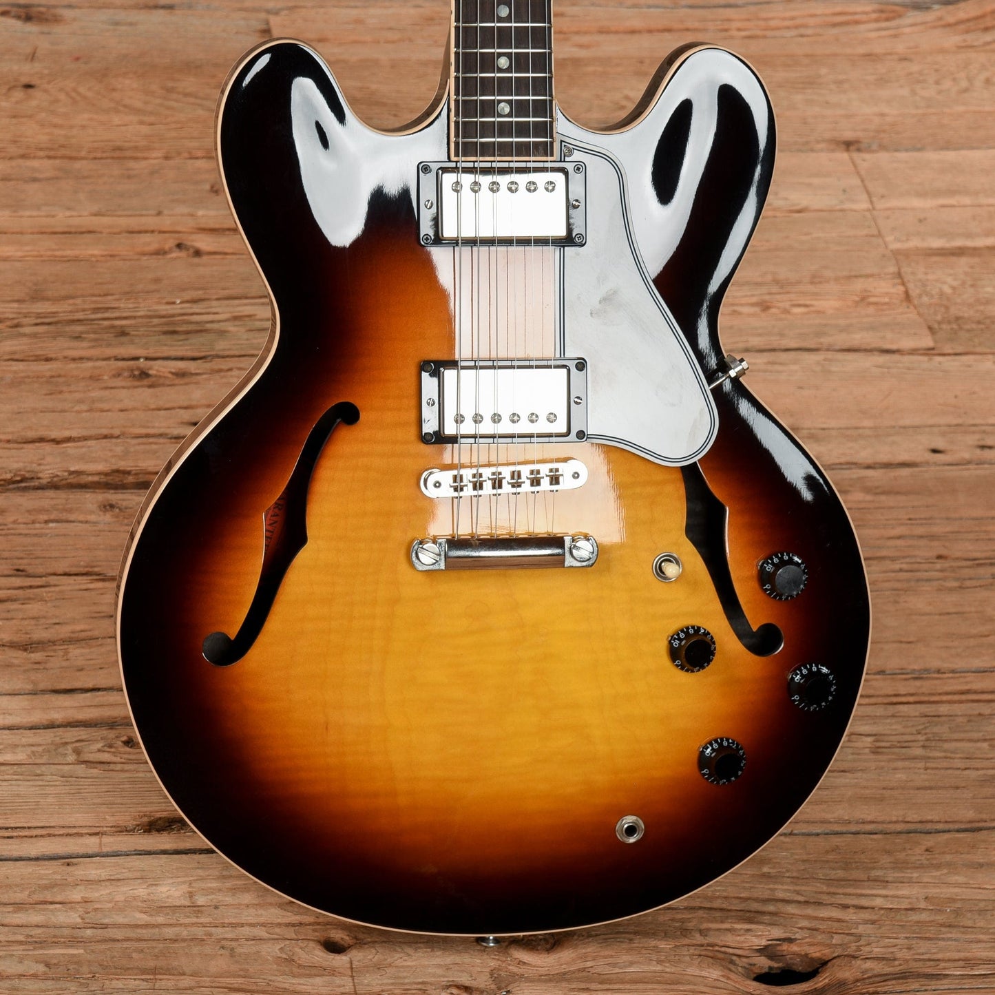Gibson ES-335 Dot Sunburst 2013 Electric Guitars / Semi-Hollow