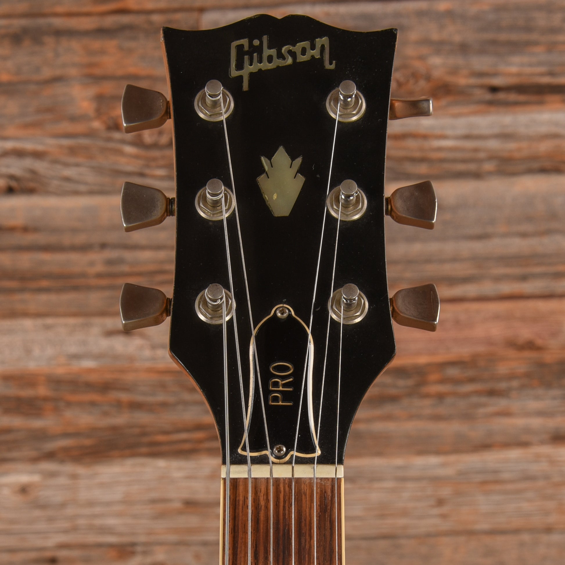 Gibson ES-335 Pro Sunburst 1981 Electric Guitars / Semi-Hollow