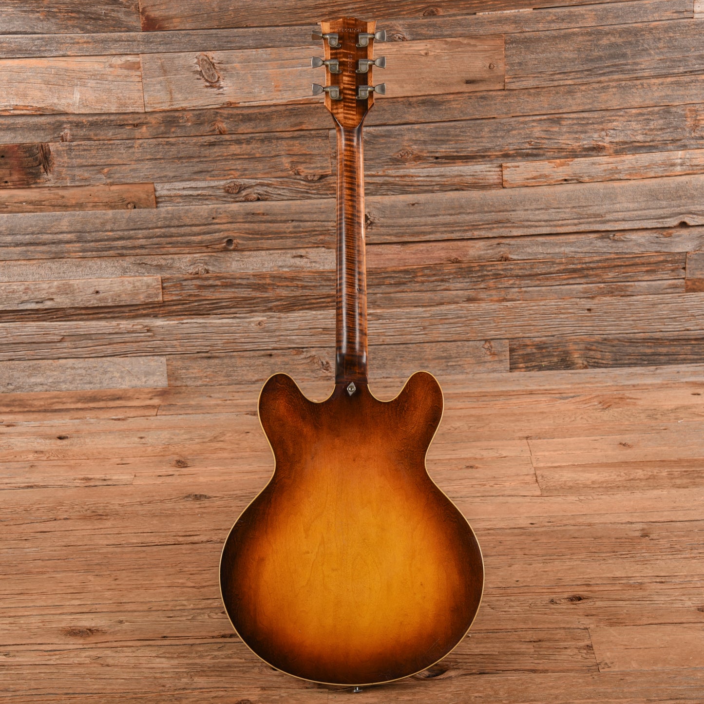 Gibson ES-335 Pro Sunburst 1981 Electric Guitars / Semi-Hollow