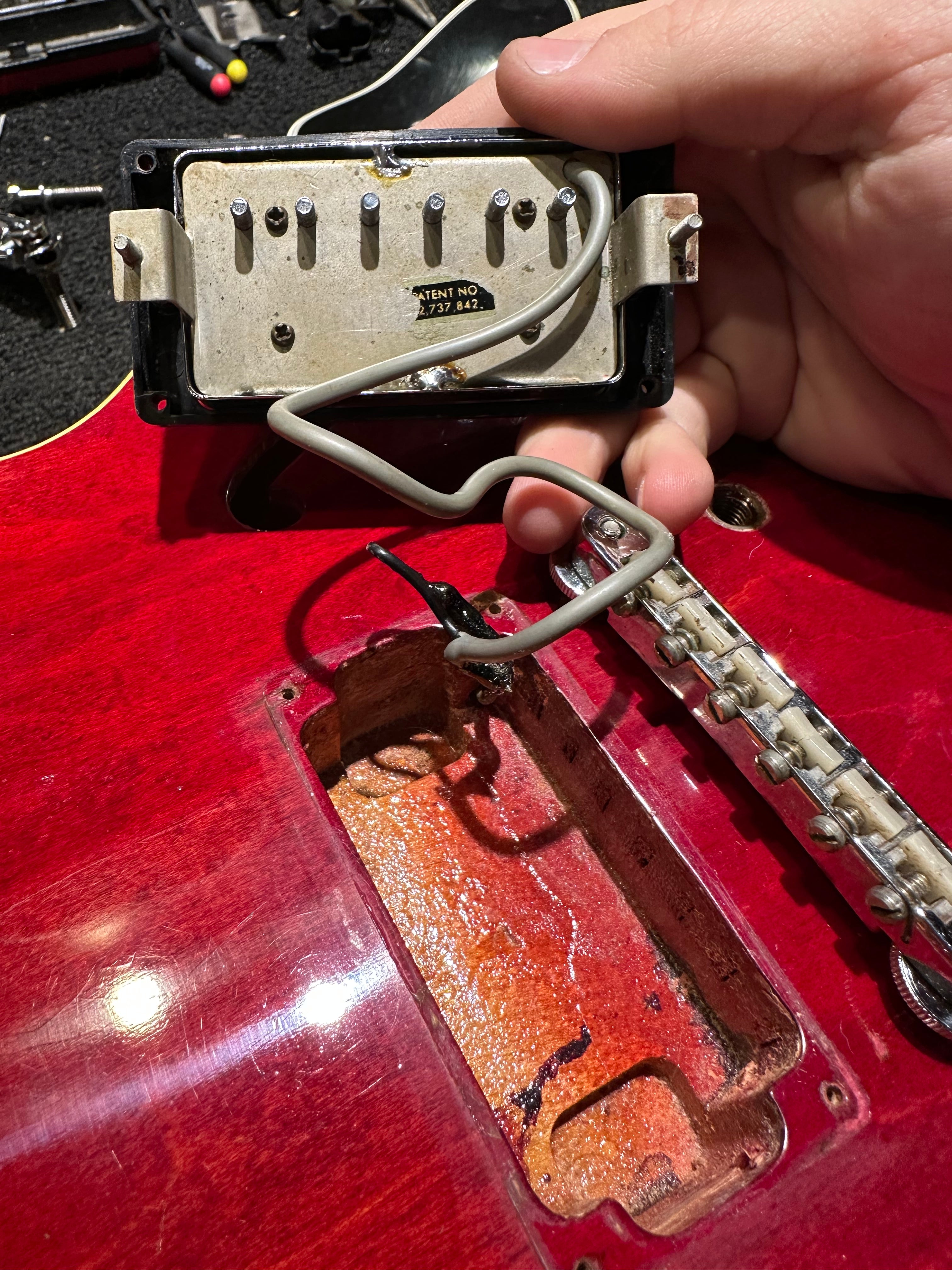 Gibson ES-335 (re-neck) Cherry 1968 Electric Guitars / Semi-Hollow
