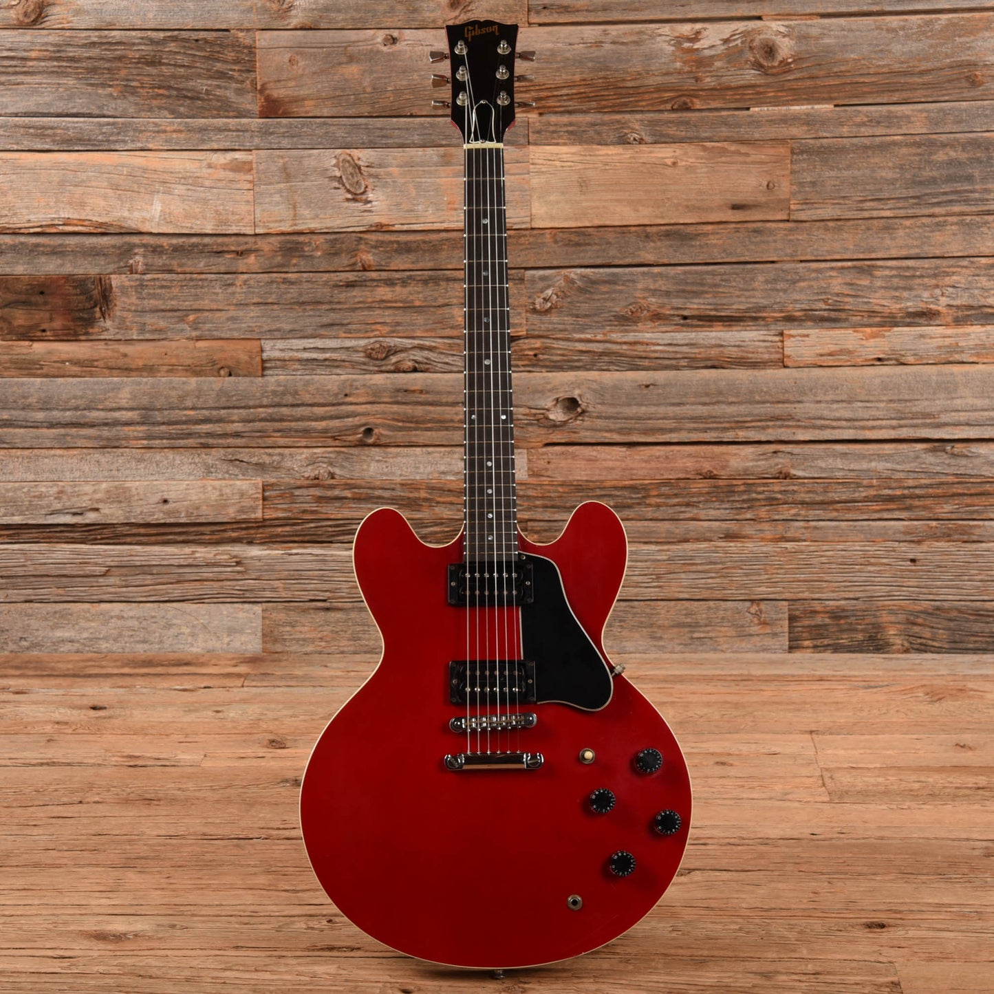 Gibson ES-335 Studio Cherry 1986 Electric Guitars / Semi-Hollow
