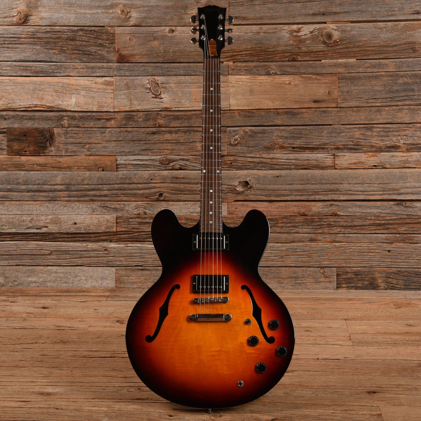 Gibson ES-335 Studio Sunburst 2016 Electric Guitars / Semi-Hollow