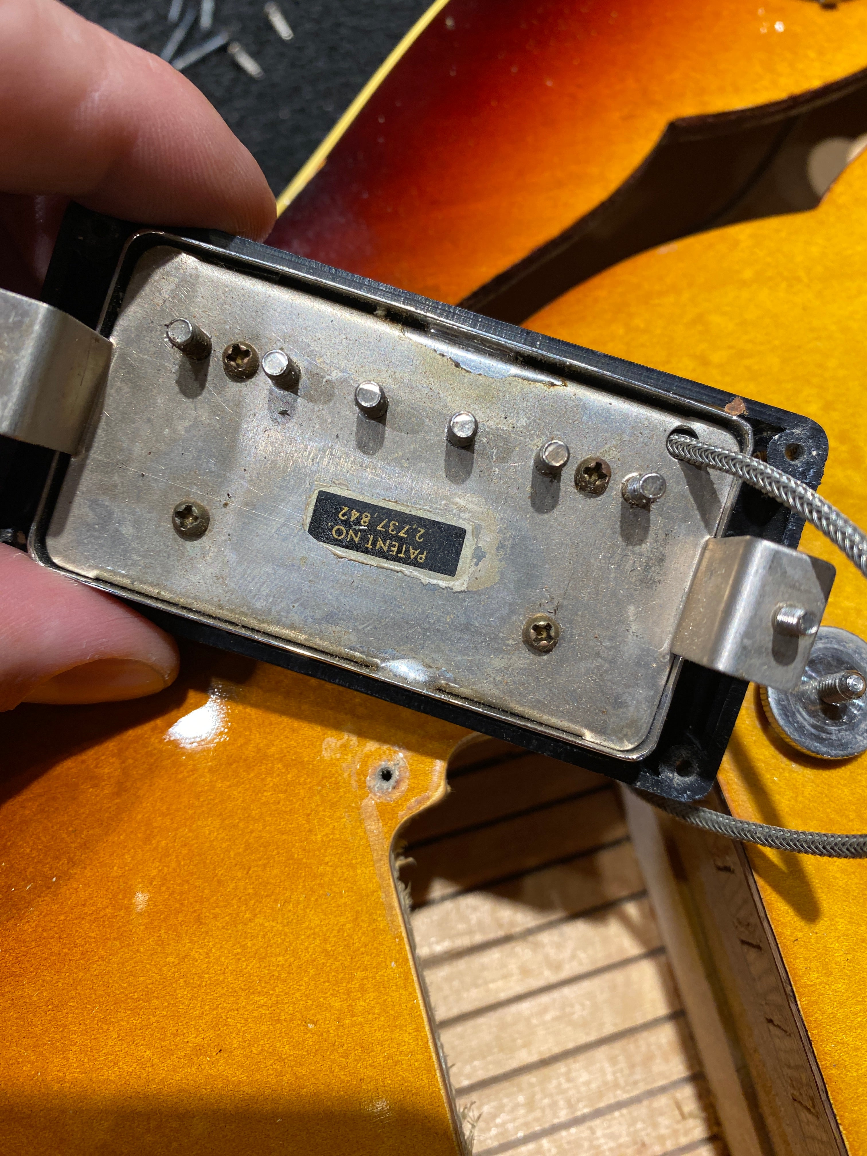 Gibson ES-335 Sunburst 1964 Electric Guitars / Semi-Hollow