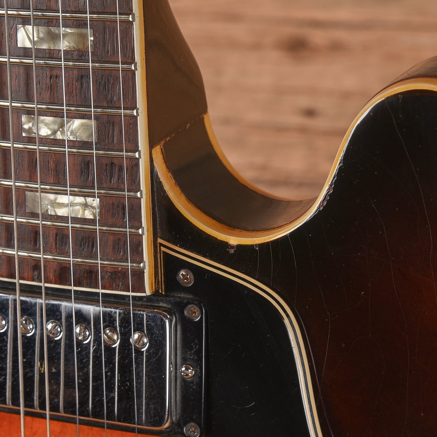 Gibson ES-335 Sunburst 1965 Electric Guitars / Semi-Hollow