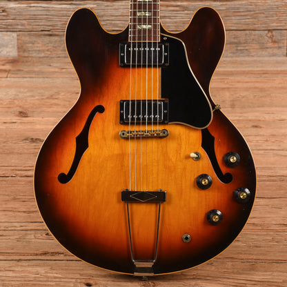 Gibson ES-335 Sunburst 1968 Electric Guitars / Semi-Hollow