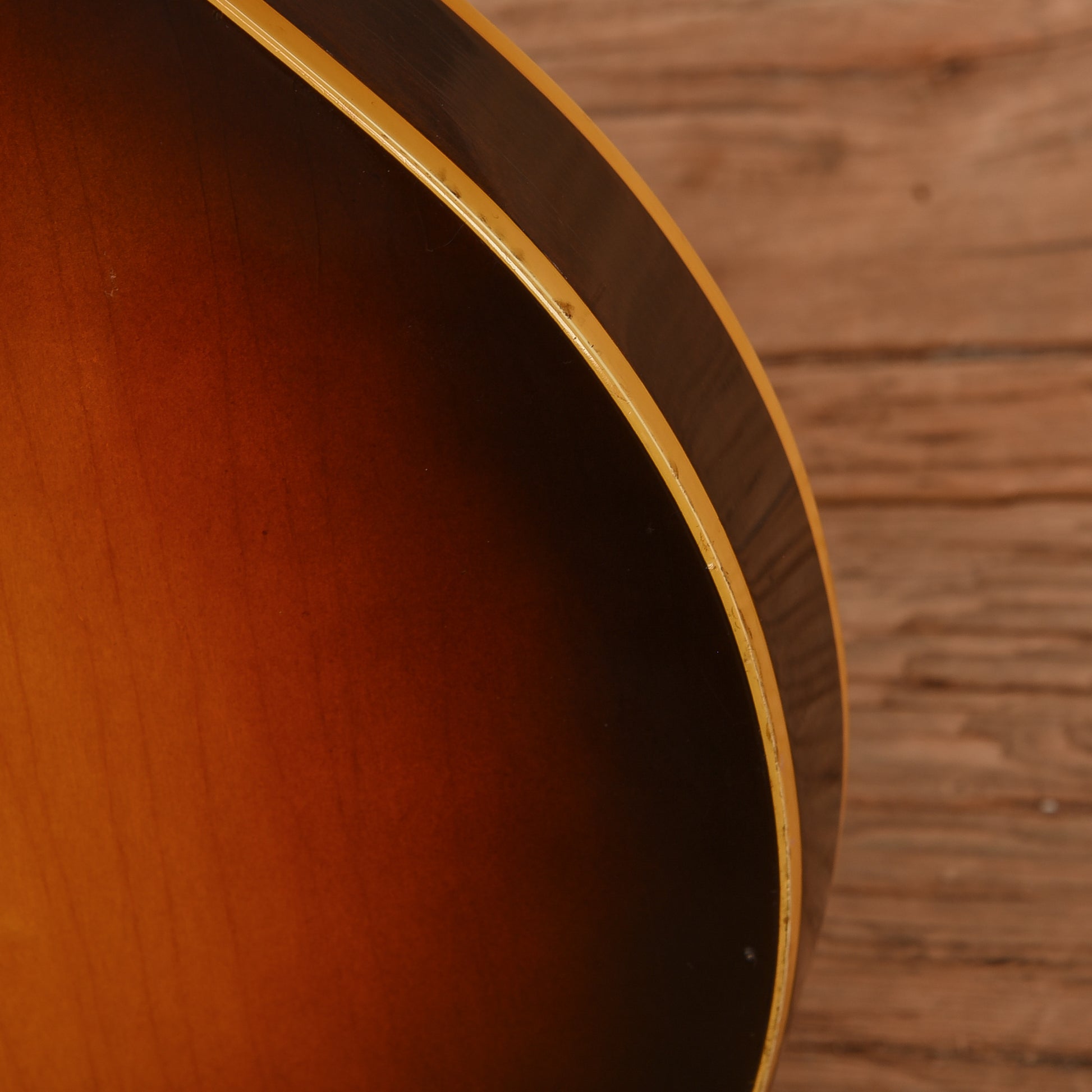 Gibson ES-335 Sunburst 1968 Electric Guitars / Semi-Hollow