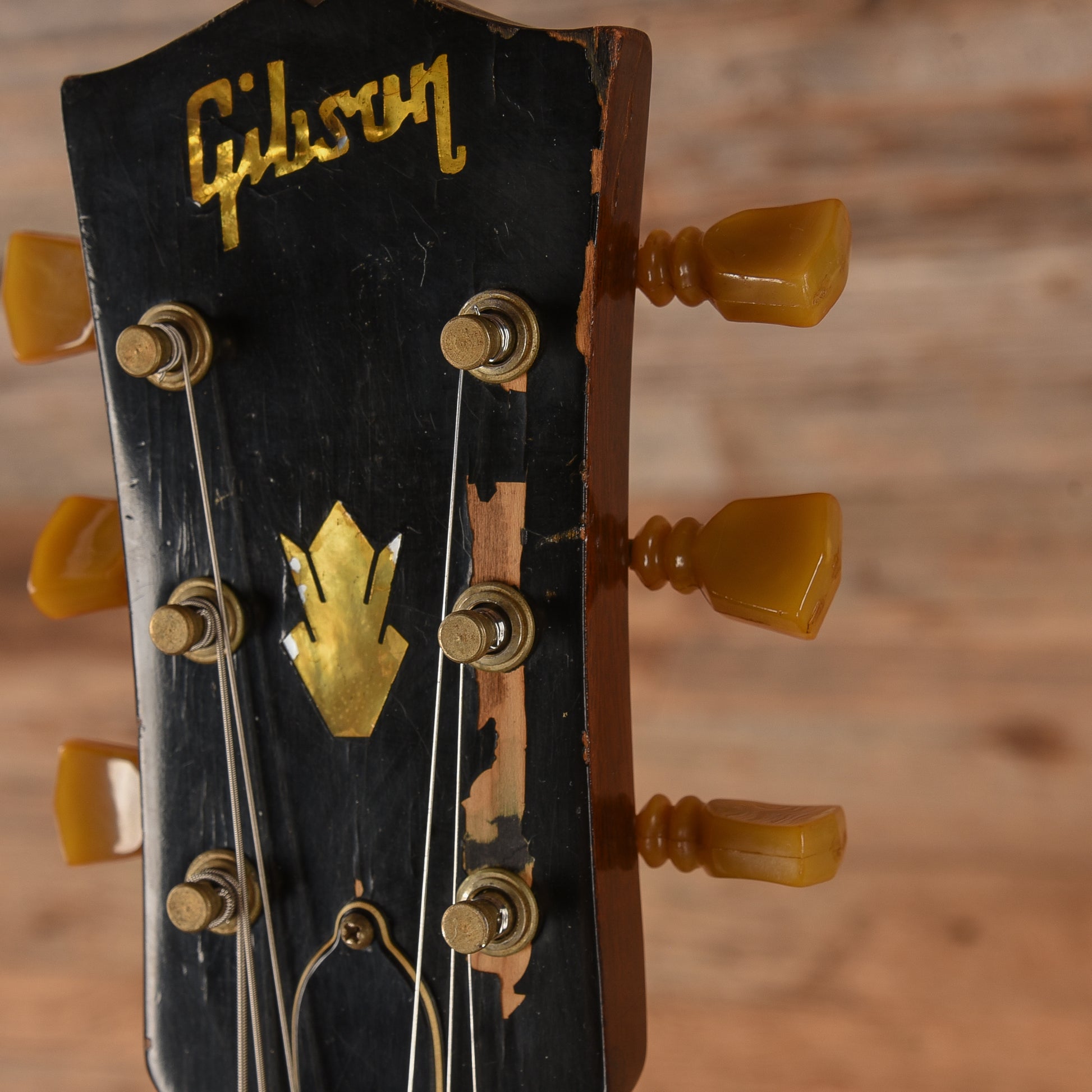 Gibson ES-335 Sunburst 1968 Electric Guitars / Semi-Hollow
