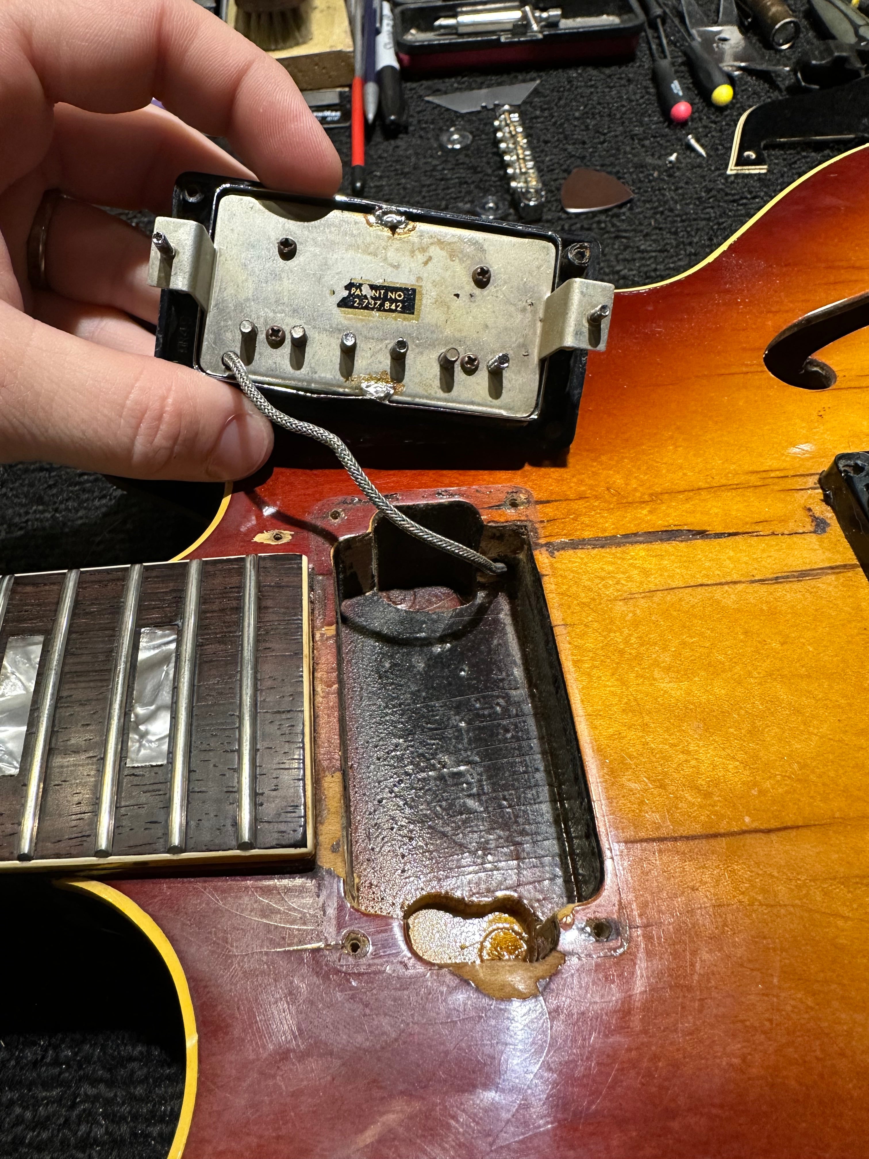 Gibson ES-335 Sunburst 1969 Electric Guitars / Semi-Hollow