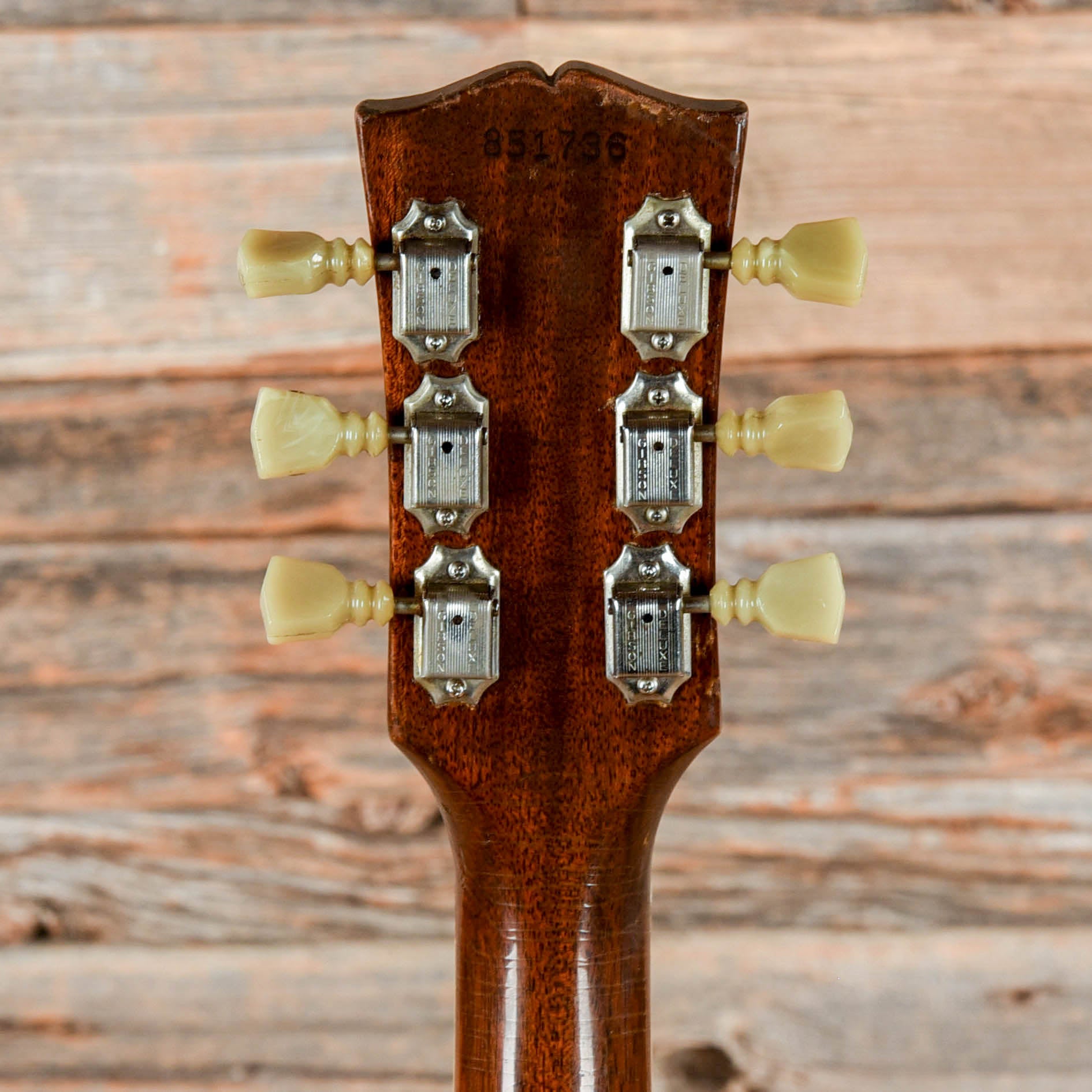 Gibson ES-335 Sunburst 1969 Electric Guitars / Semi-Hollow