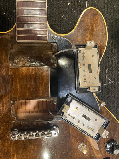 Gibson ES-335 Walnut 1971 Electric Guitars / Semi-Hollow