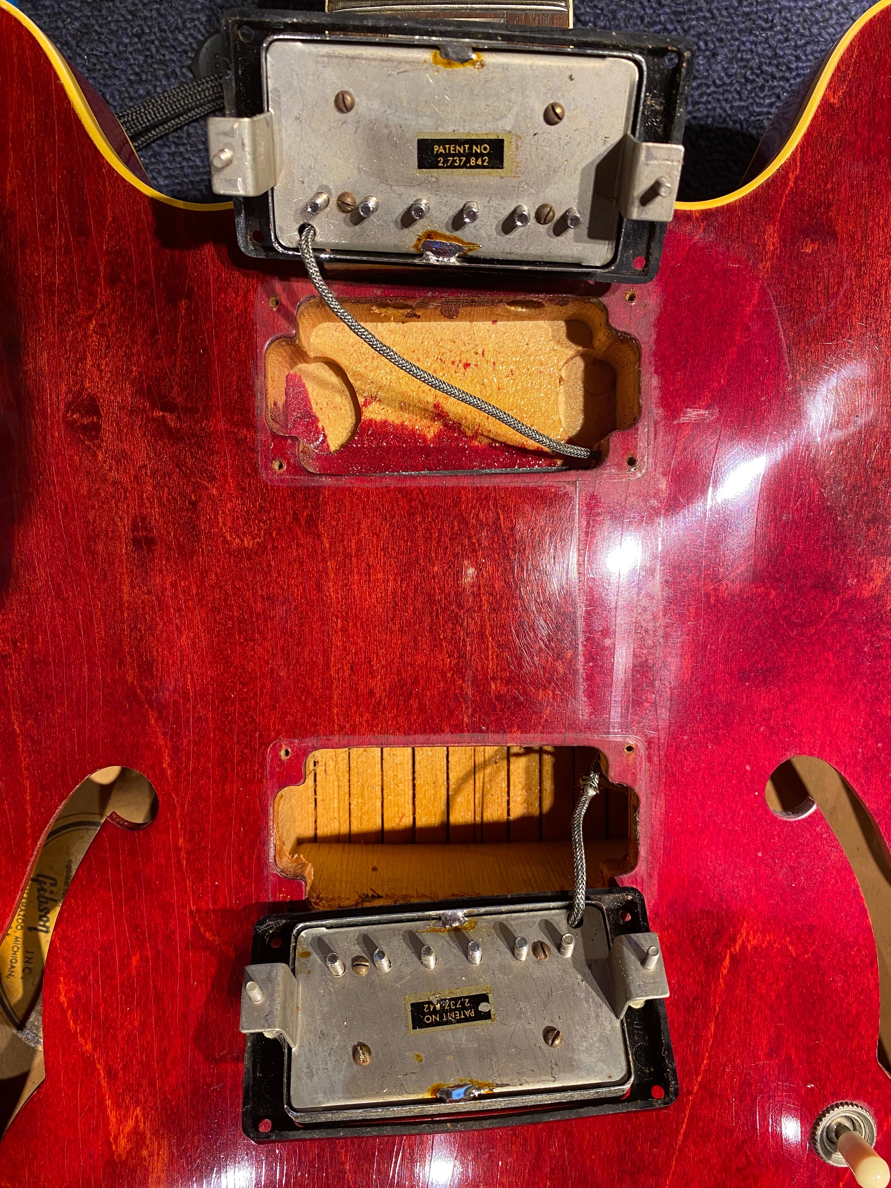 Gibson ES-335TD Cherry 1972 Electric Guitars / Semi-Hollow