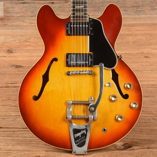 Gibson ES-335TD Sunburst 1965 Electric Guitars / Semi-Hollow