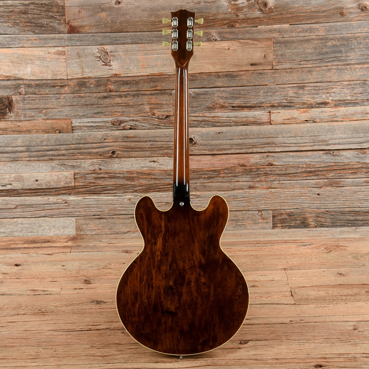 Gibson ES-335TD Walnut 1974 Electric Guitars / Semi-Hollow
