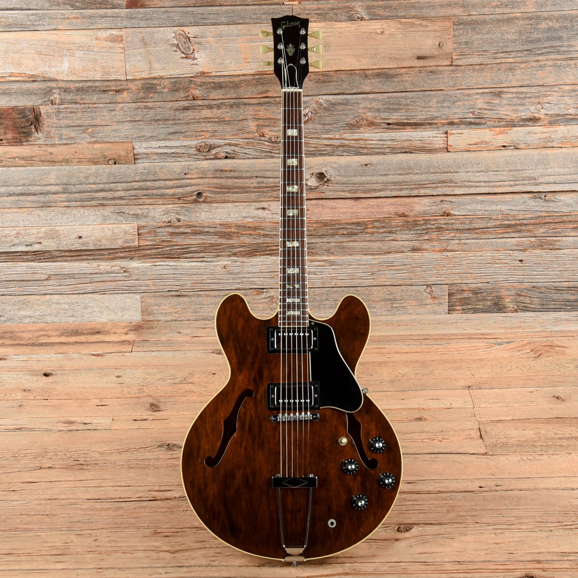 Gibson ES-335TD Walnut 1974 Electric Guitars / Semi-Hollow