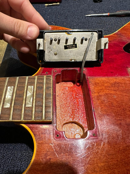 Gibson ES-335TDC Cherry 1971 Electric Guitars / Semi-Hollow