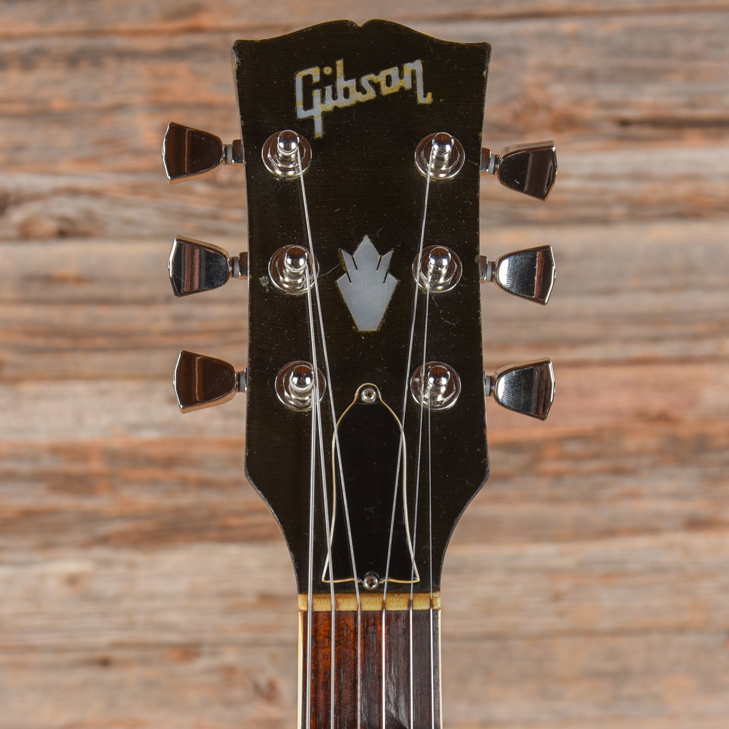Gibson ES-335TDW Walnut 1973 Electric Guitars / Semi-Hollow