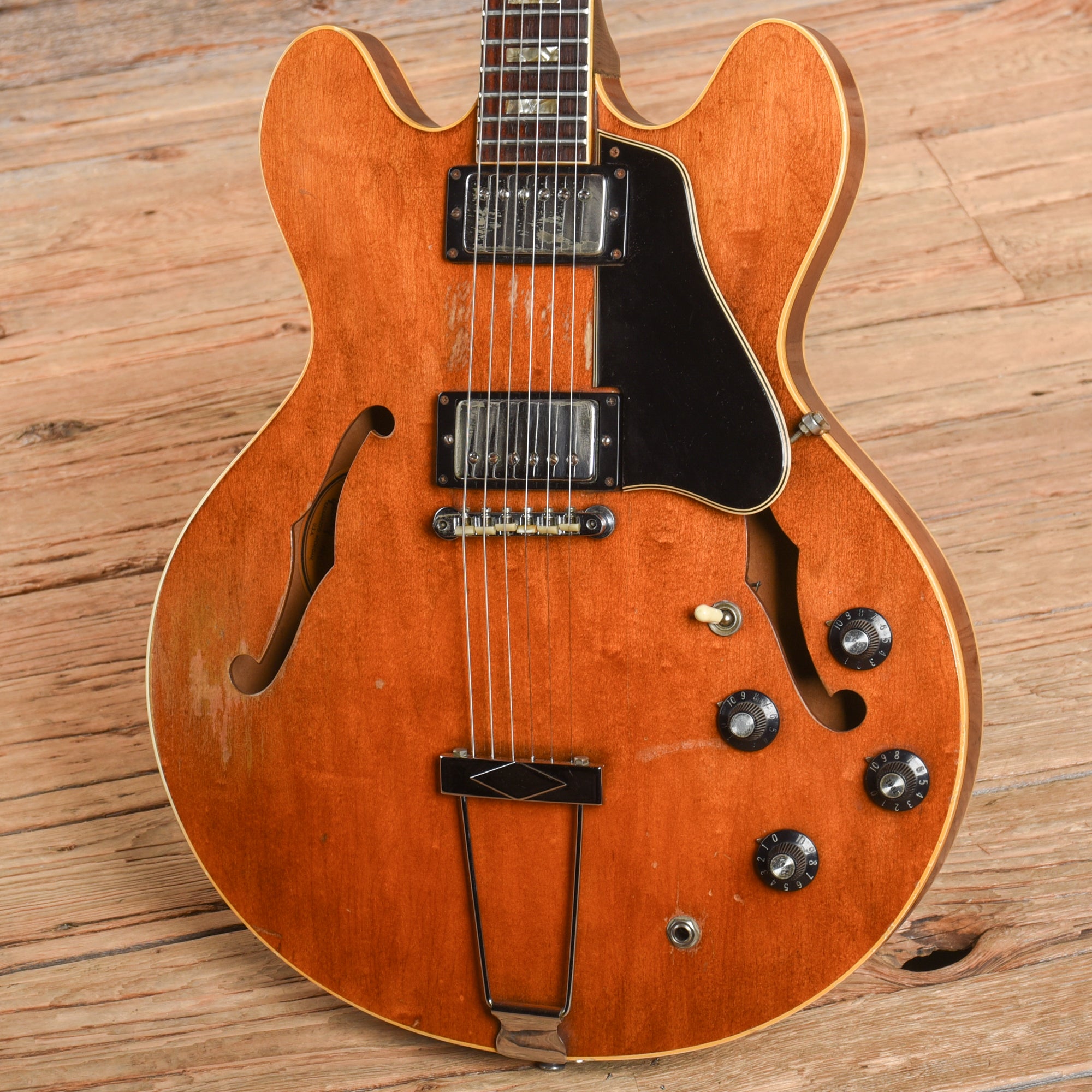 Gibson ES-335TDW Walnut 1973 Electric Guitars / Semi-Hollow