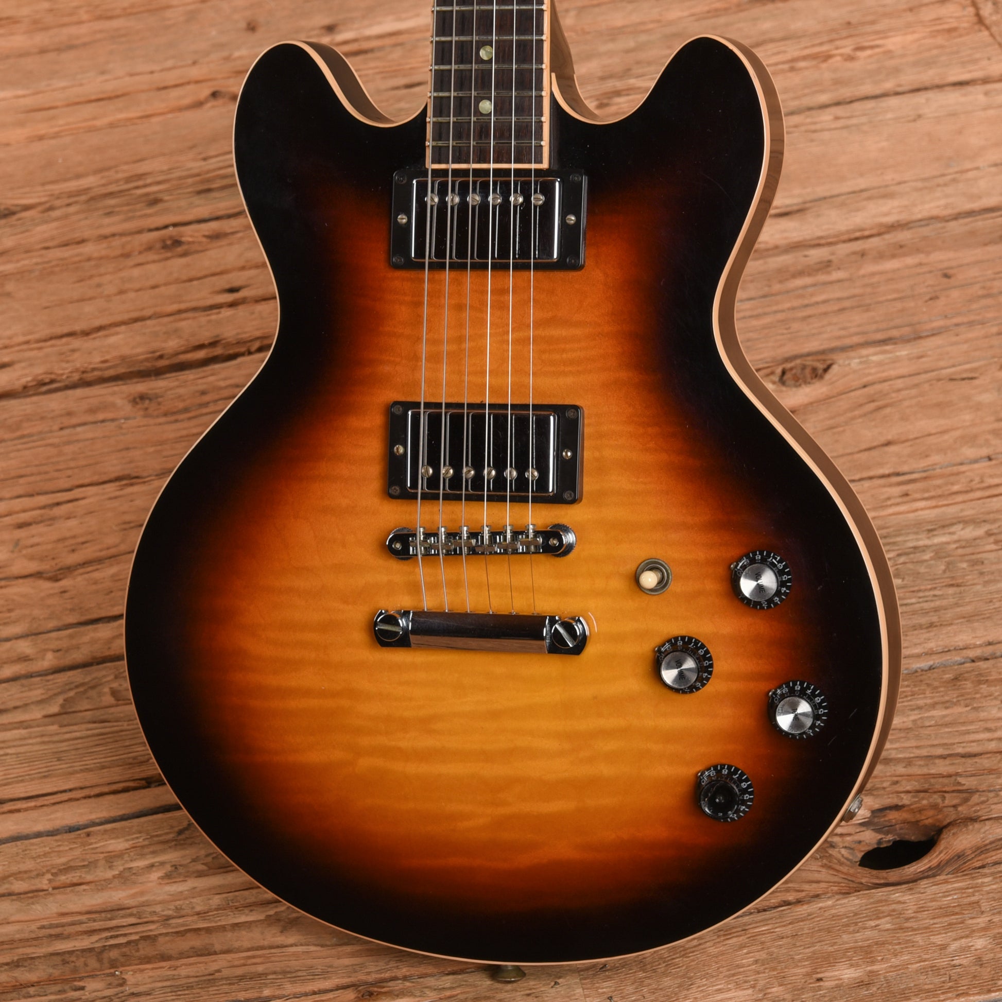 Gibson ES-339 Traditional Pro Sunburst 2013 Electric Guitars / Semi-Hollow