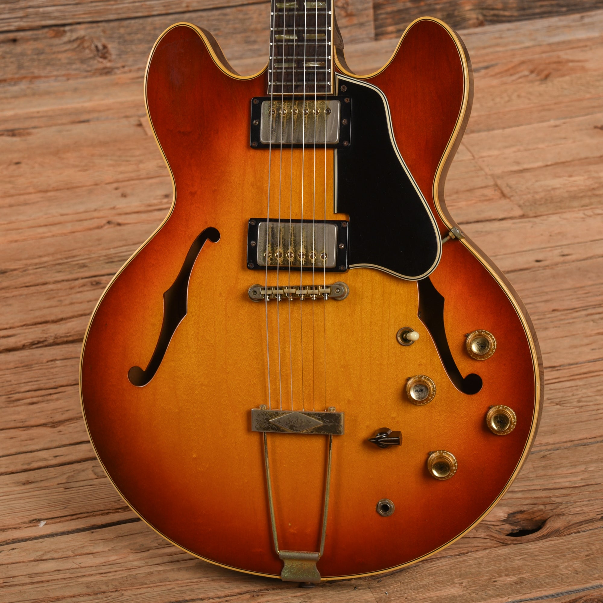 Gibson ES-345 Sunburst 1965 Electric Guitars / Semi-Hollow