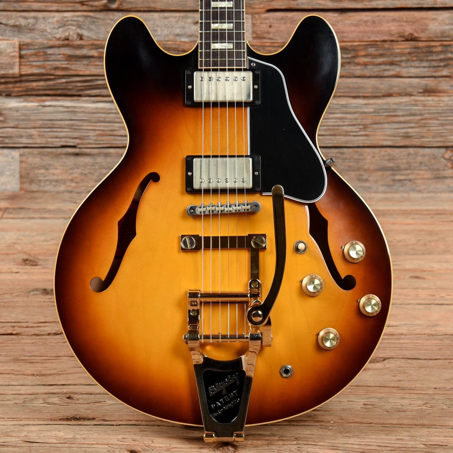 Gibson Memphis 1963 ES-335 VOS Sunburst 2017 Electric Guitars / Semi-Hollow