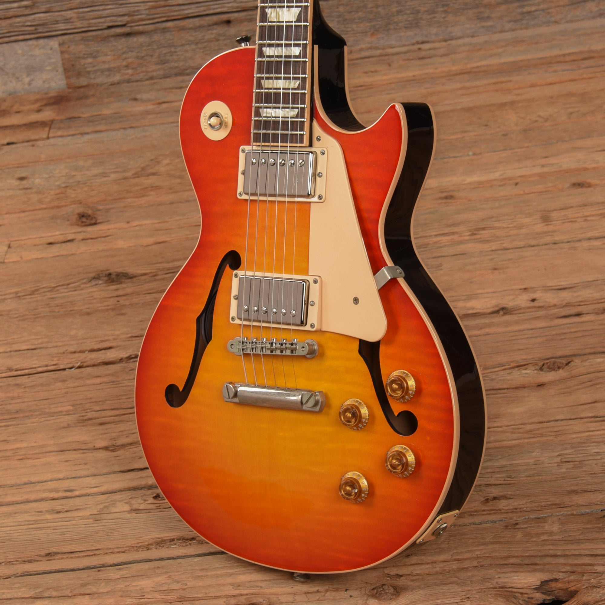 Gibson Memphis ES-Les Paul Cherry Sunburst 2015 Electric Guitars / Semi-Hollow