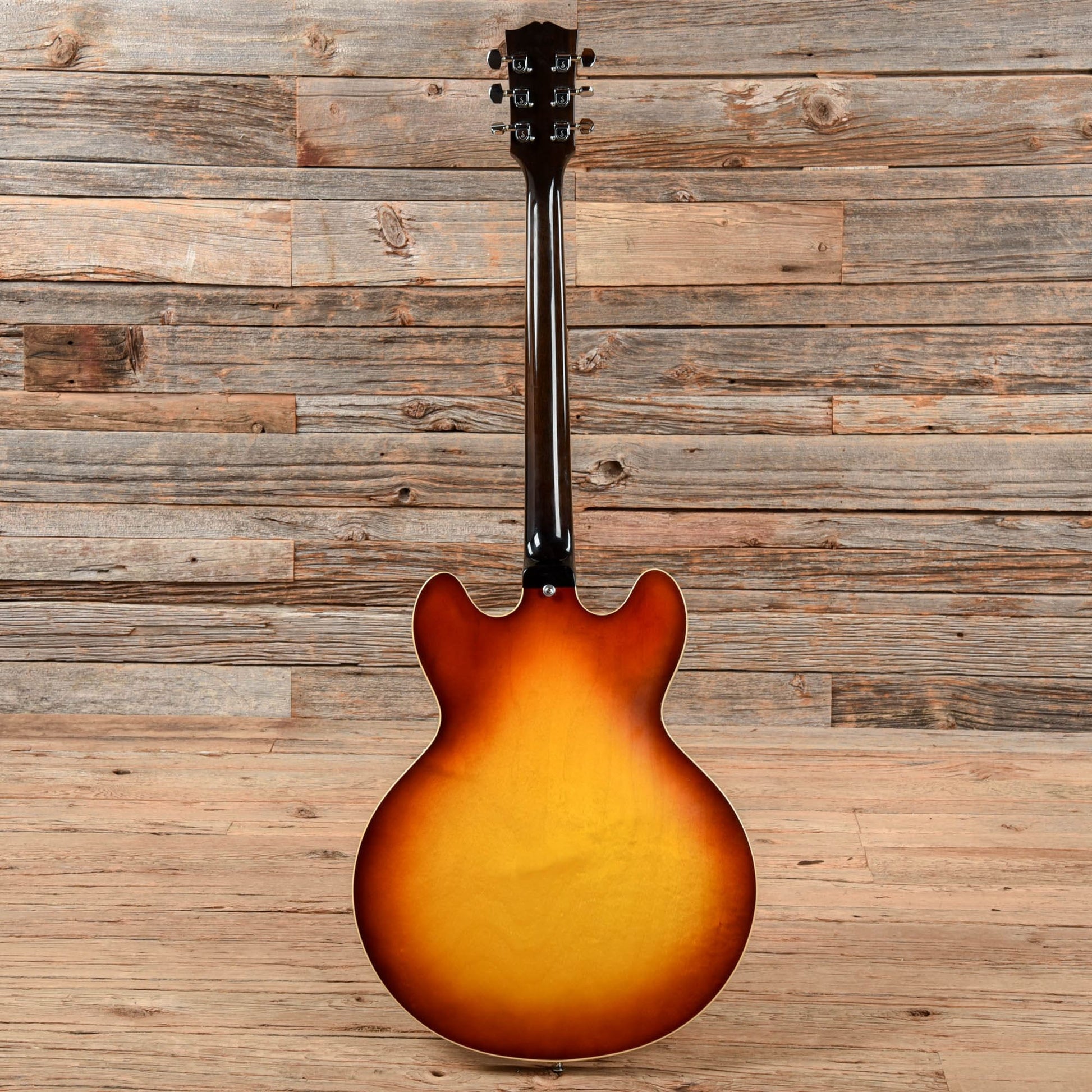 Gibson Memphis Larry Carlton ES-335 Sunburst 2015 Electric Guitars / Semi-Hollow