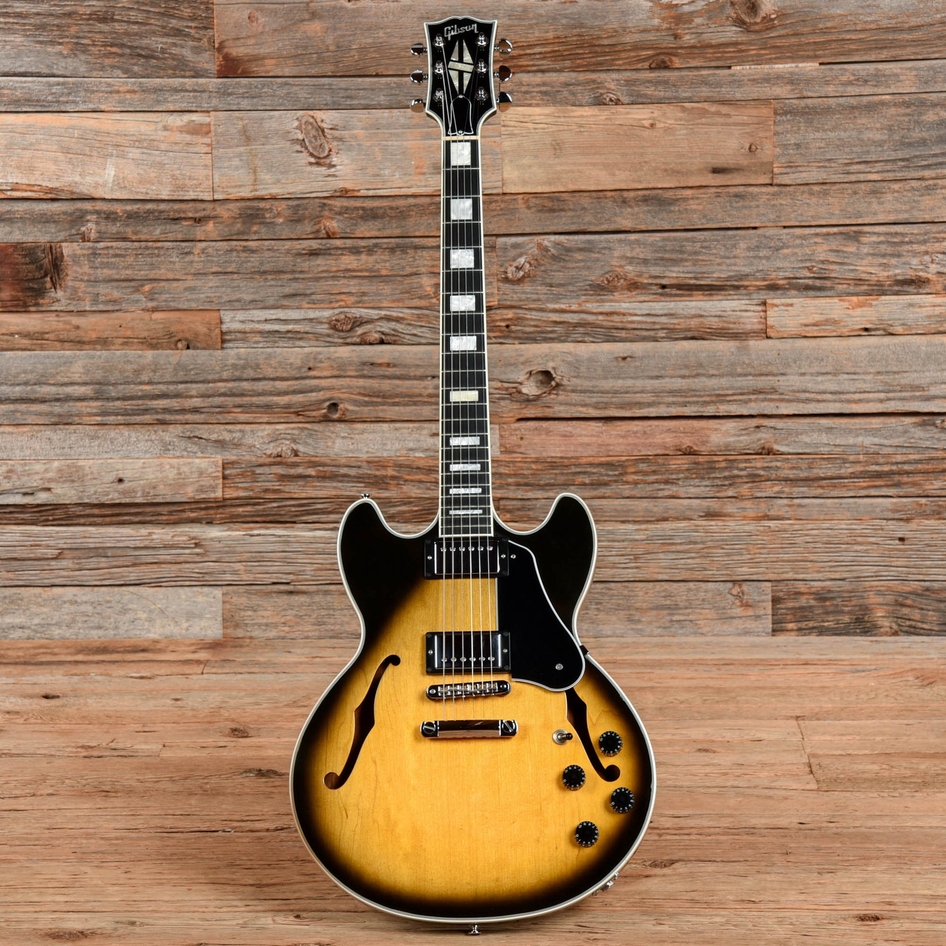 Gibson Midtown Custom Sunburst 2012 Electric Guitars / Semi-Hollow
