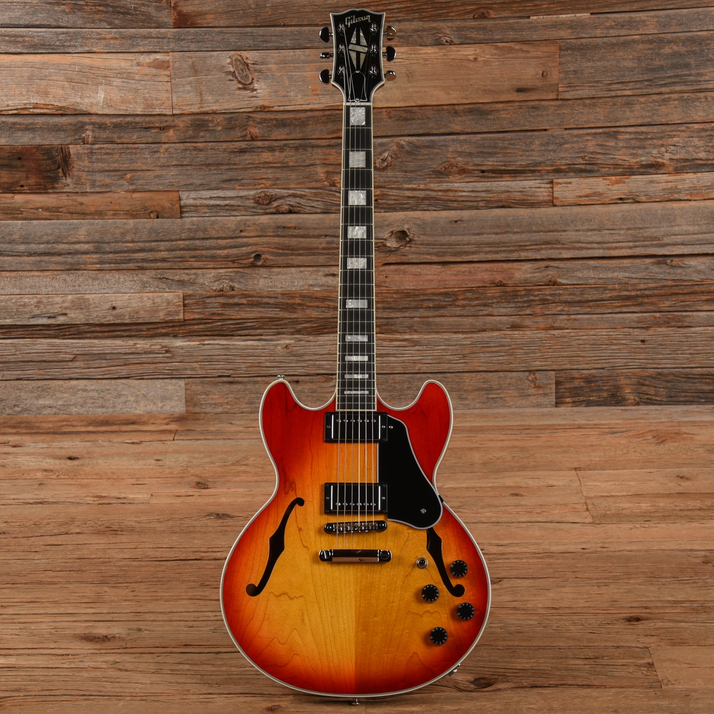 Gibson Midtown Custom Sunburst 2012 Electric Guitars / Semi-Hollow
