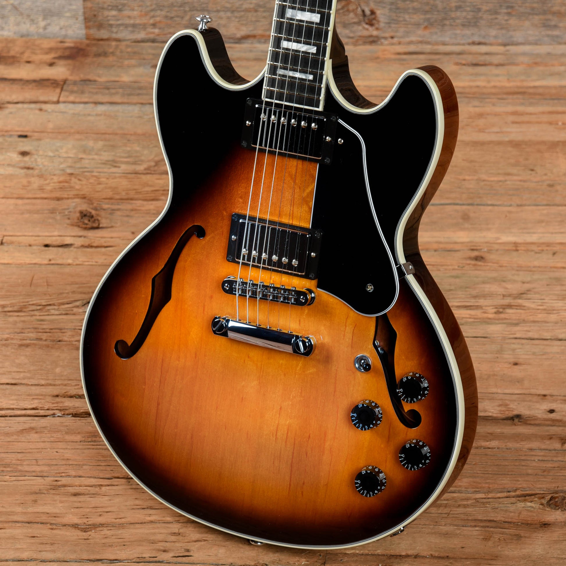 Gibson Midtown Custom Sunburst 2014 Electric Guitars / Semi-Hollow