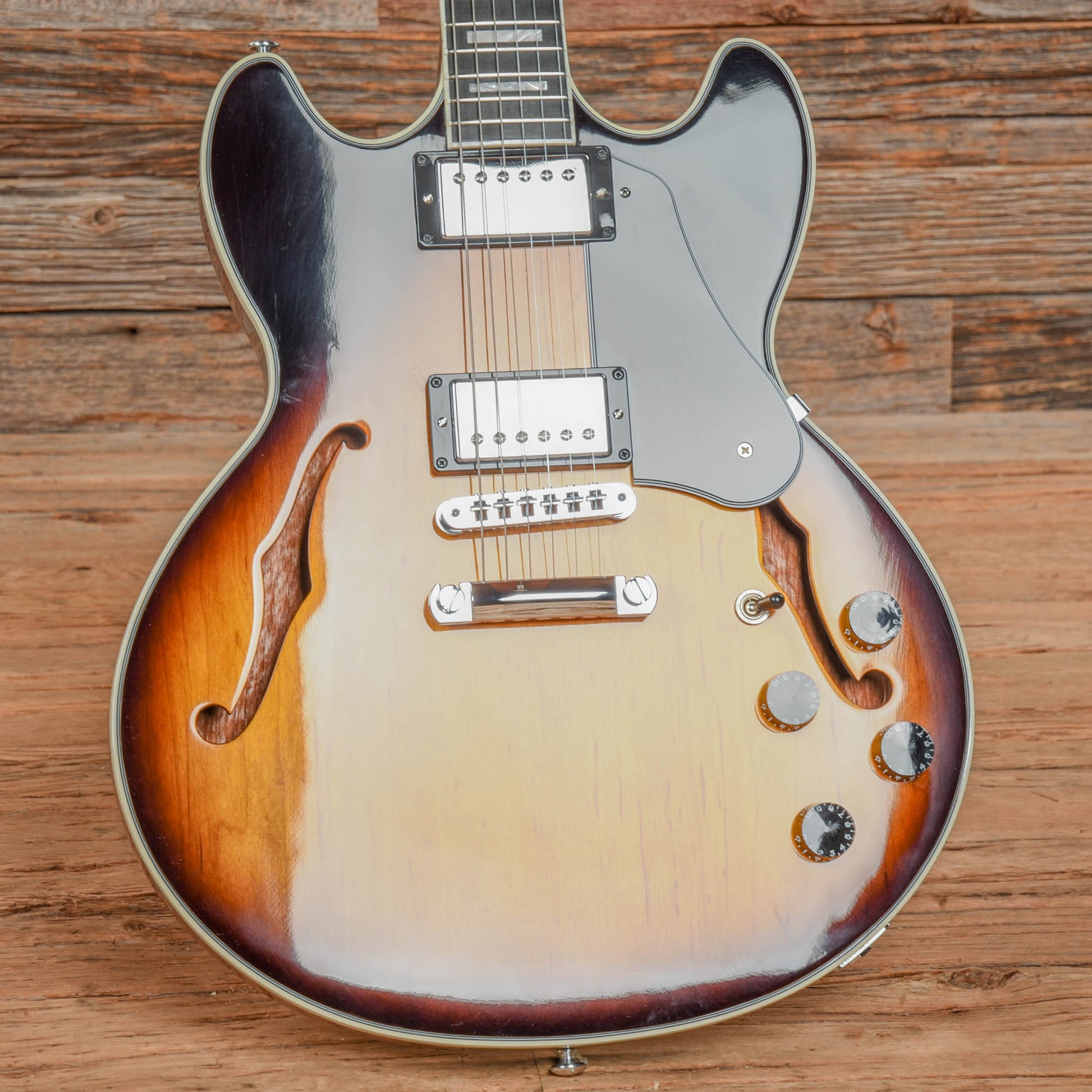 Gibson Midtown Custom Sunburst 2014 Electric Guitars / Semi-Hollow