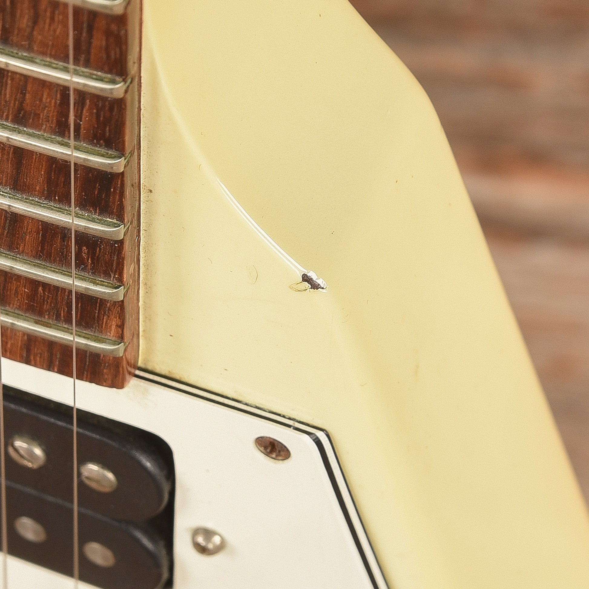Gibson '67 Flying V Classic White 1990 Electric Guitars / Solid Body