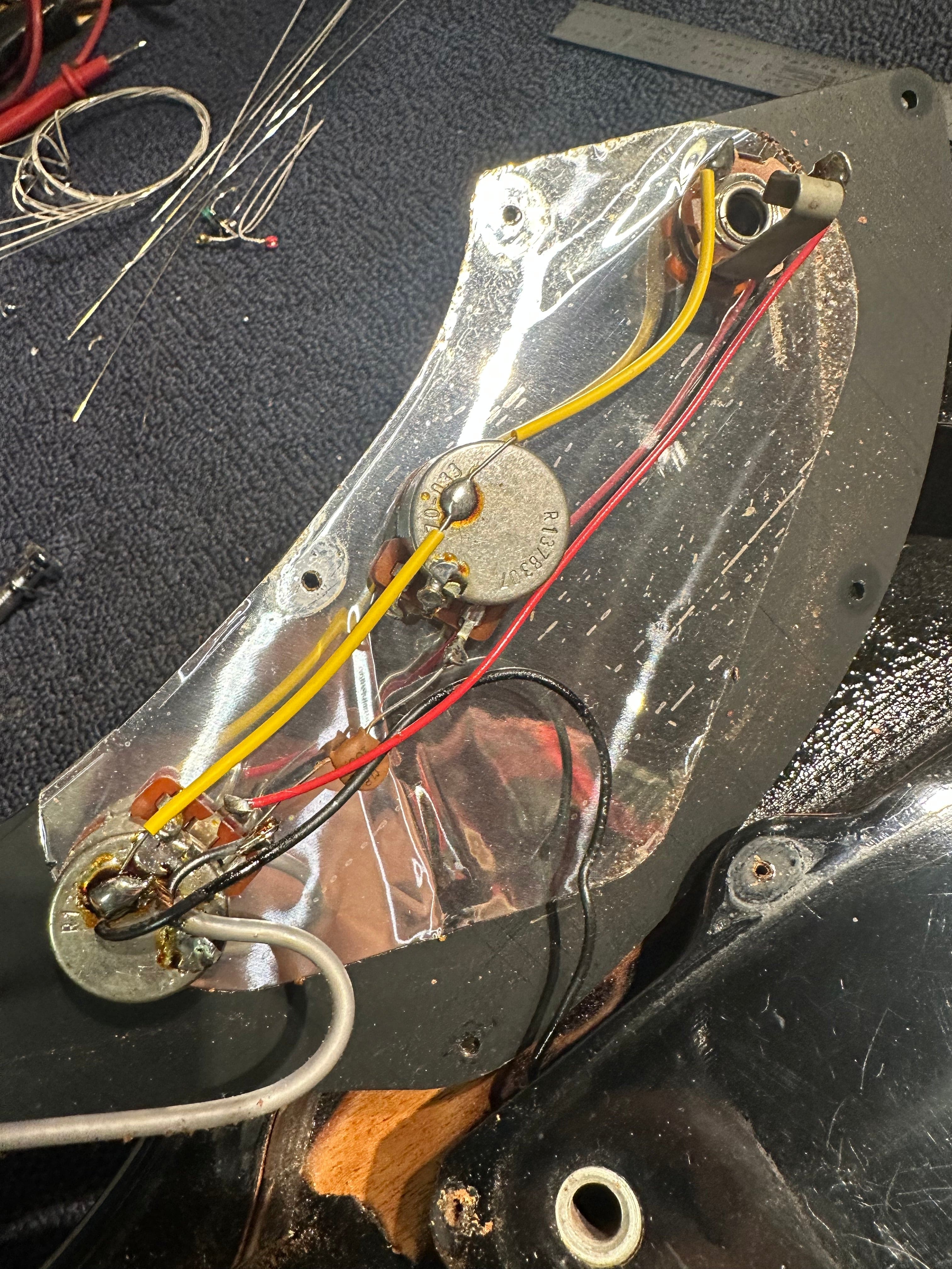 Gibson Corvus Black 1983 Electric Guitars / Solid Body