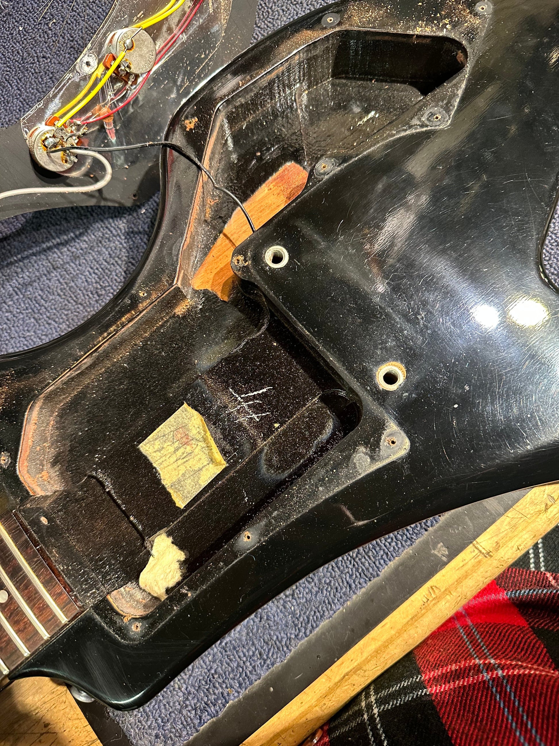 Gibson Corvus Black 1983 Electric Guitars / Solid Body