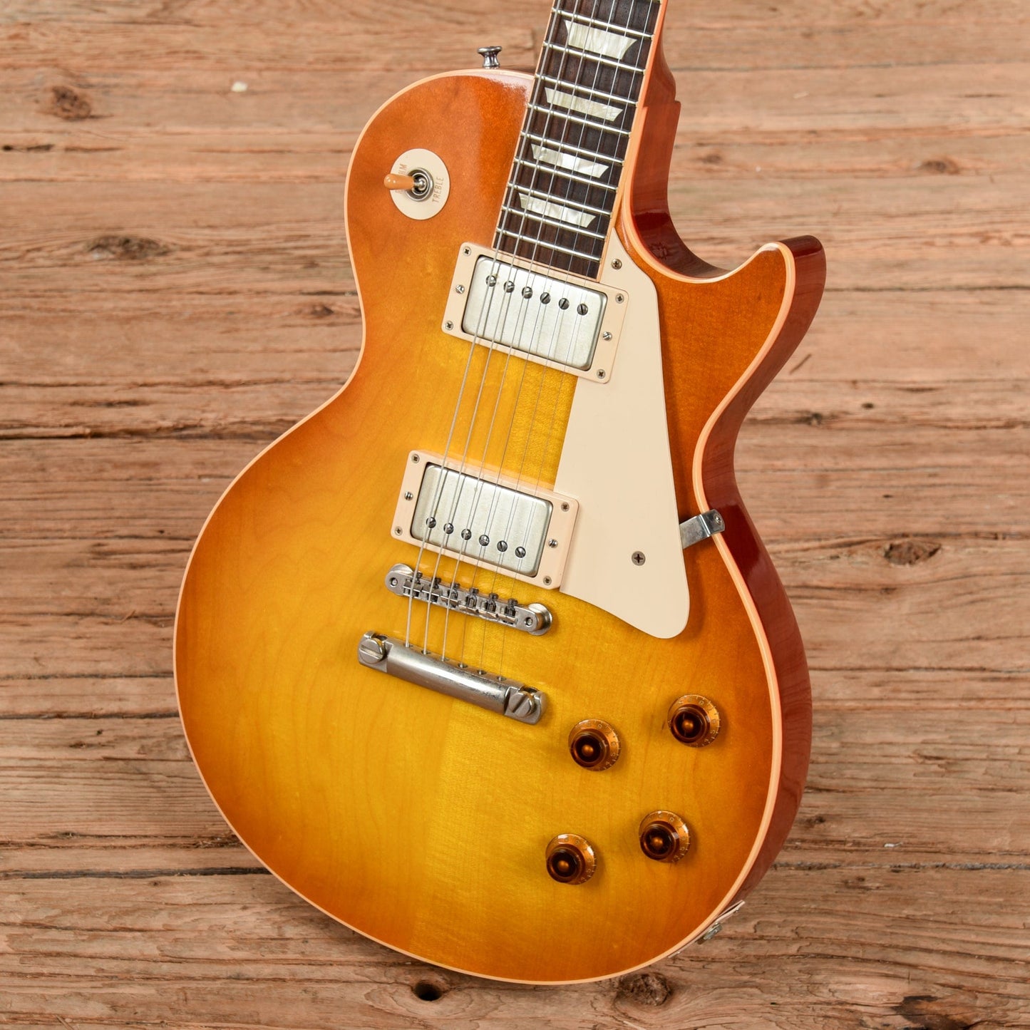 Gibson Custom 1960 Les Paul Standard Reissue G0 Sunburst Electric Guitars / Solid Body