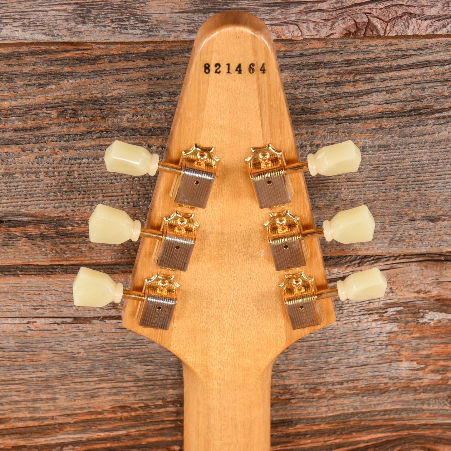 Gibson Custom '58 Flying V 2022, Korina Natural 2022 Electric Guitars / Solid Body