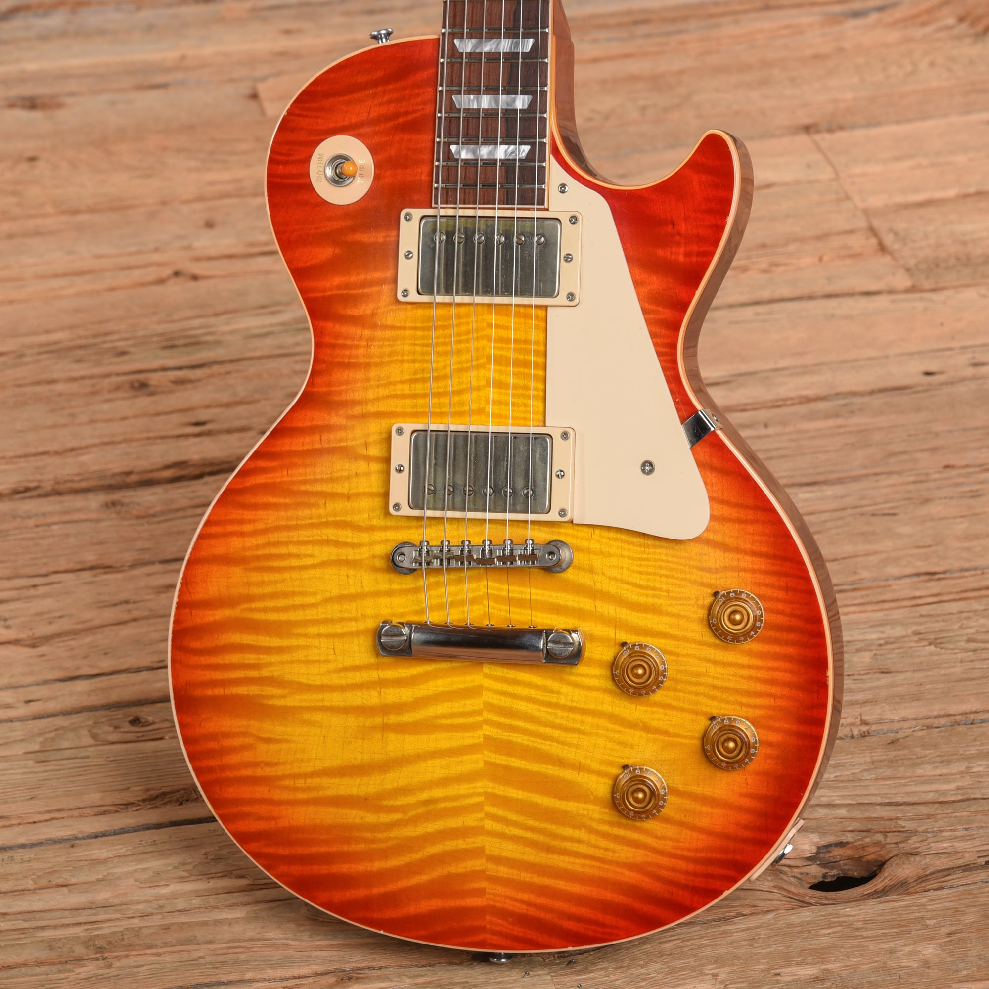 Gibson Custom Historic Tom Murphy Aged '59 Les Paul Standard Cherry Sunburst 2001 Electric Guitars / Solid Body