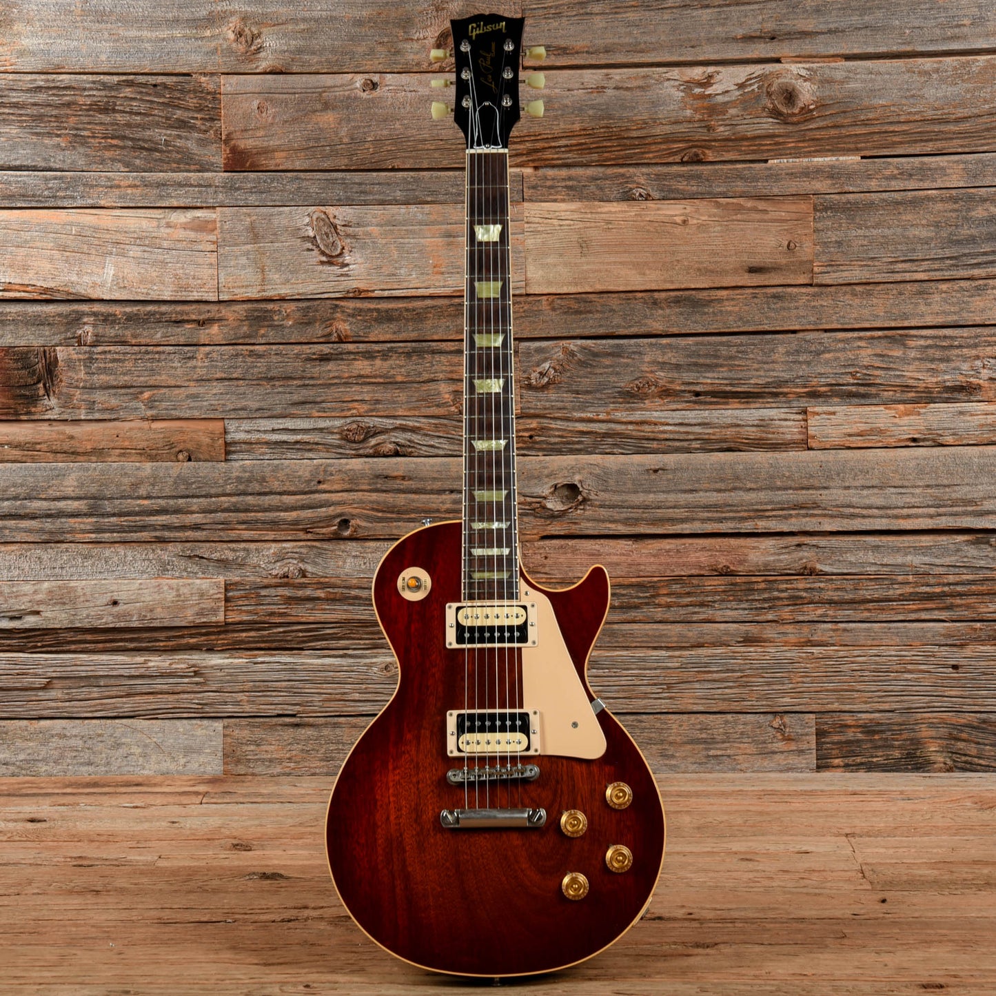 Gibson Custom Les Paul Classic Sunburst 1995 Electric Guitars / Solid Body